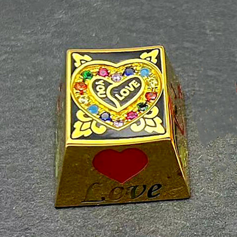 Specially customized for love, with artificial gemstones inlaid on the top, made of pure silver. Mechanical keyboard decorative keycaps, personalized keycaps.