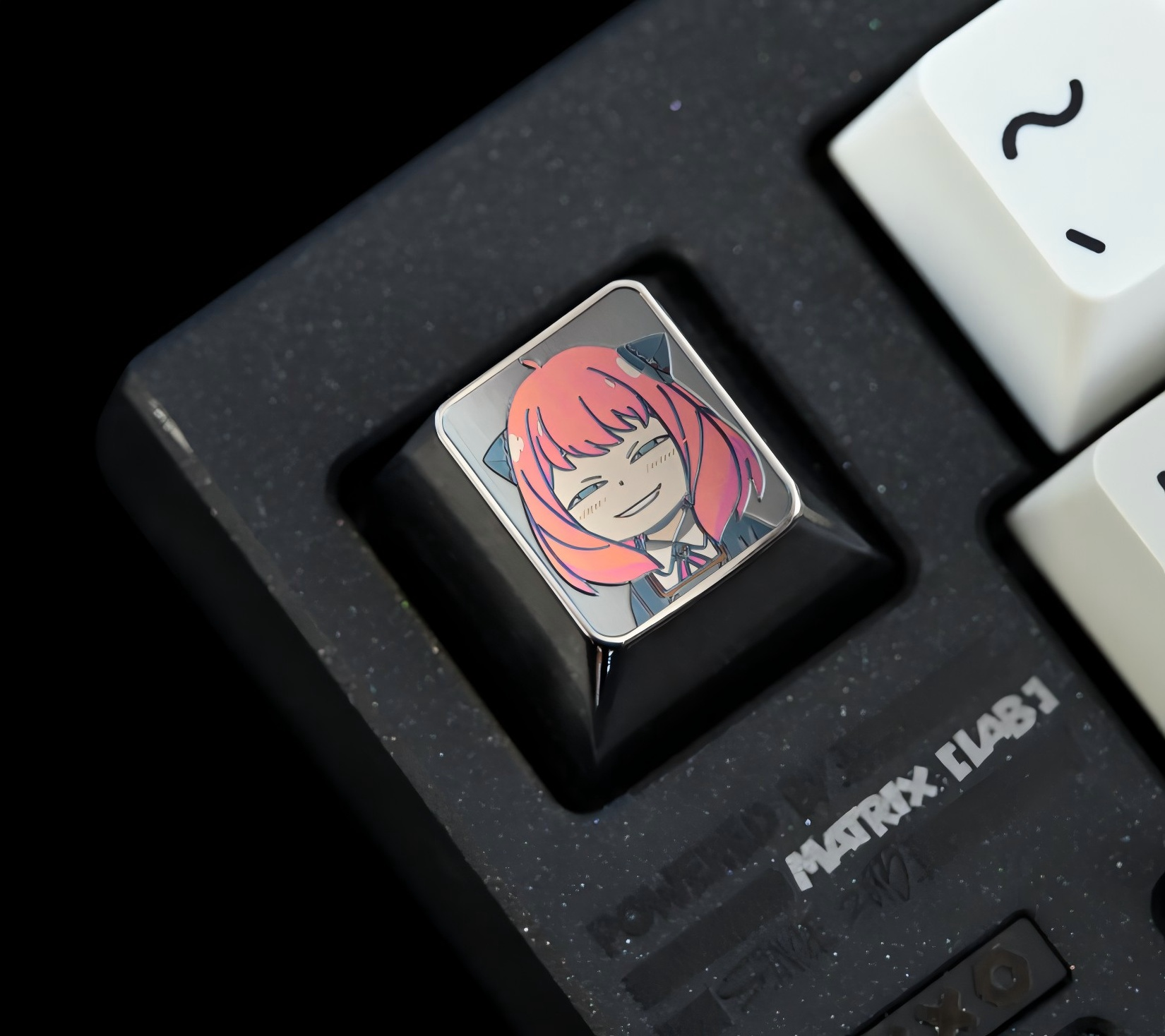 SPY × FAMILY, Anya Forger cute expression, titanium alloy color carved keycaps.