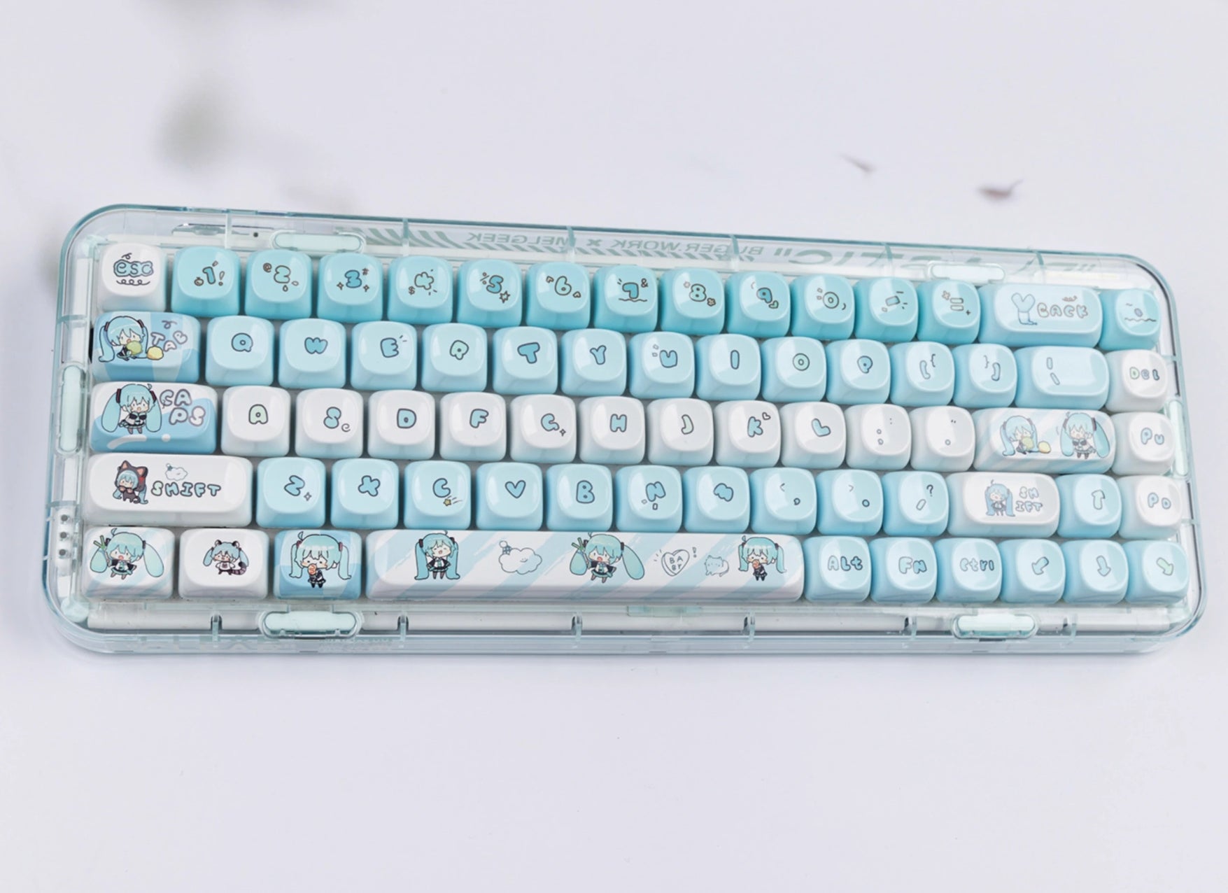Hatsune Miku similar ceramic texture key cap MOA height PBT magnetic axis applicable key cap