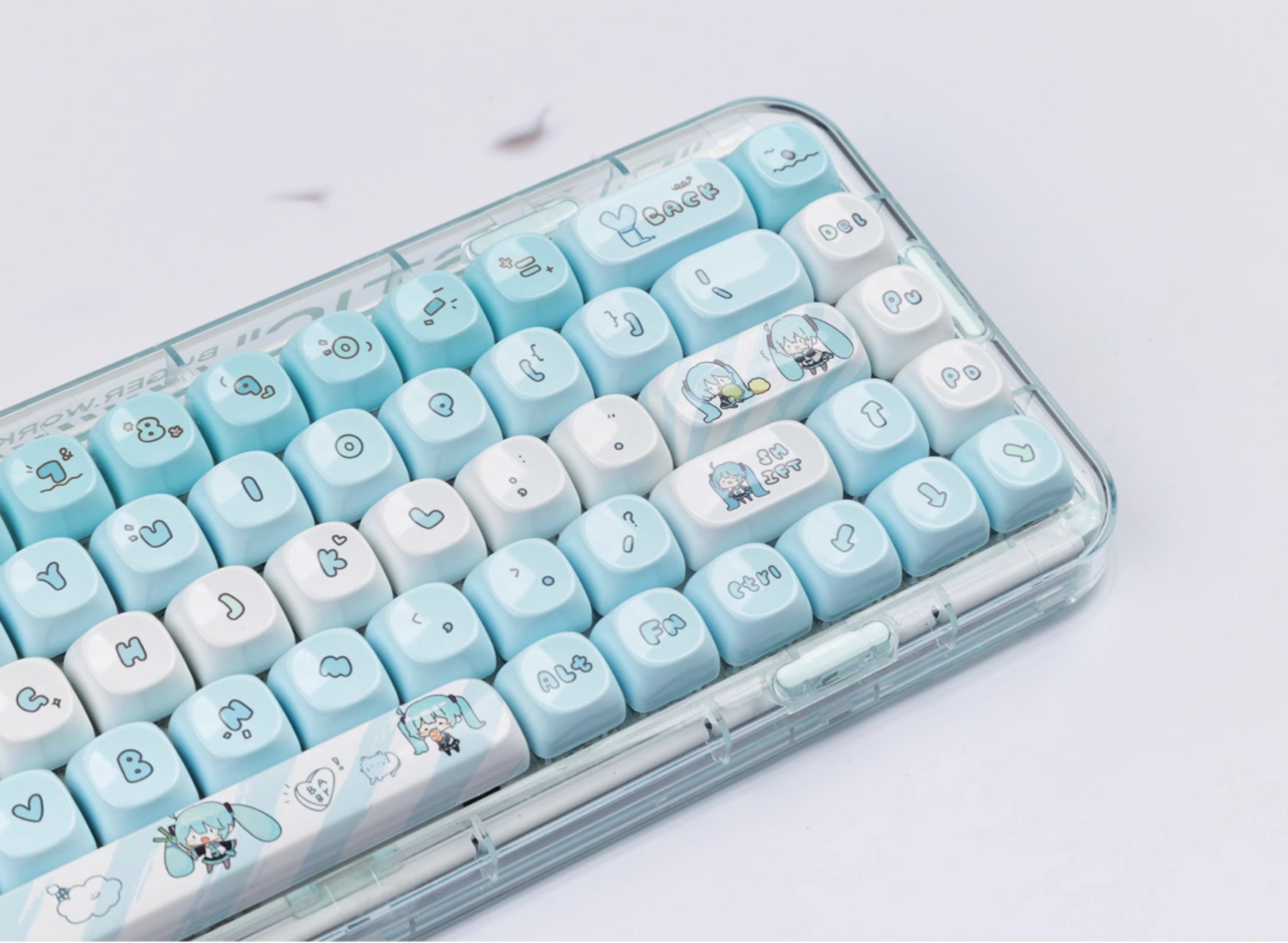 Hatsune Miku similar ceramic texture key cap MOA height PBT magnetic axis applicable key cap