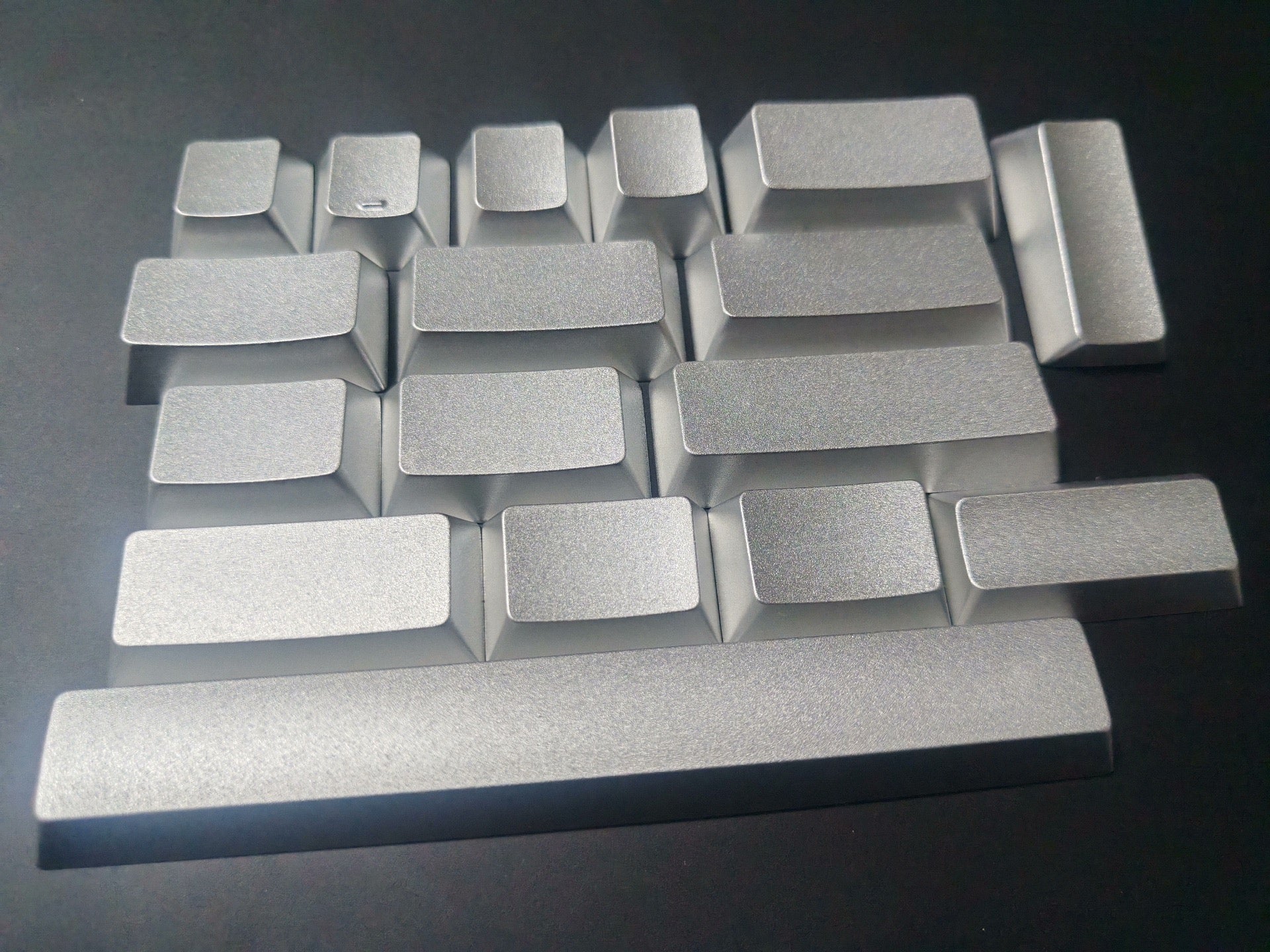 Aluminum alloy keycaps, treated with frosted and oxidized CNC technology