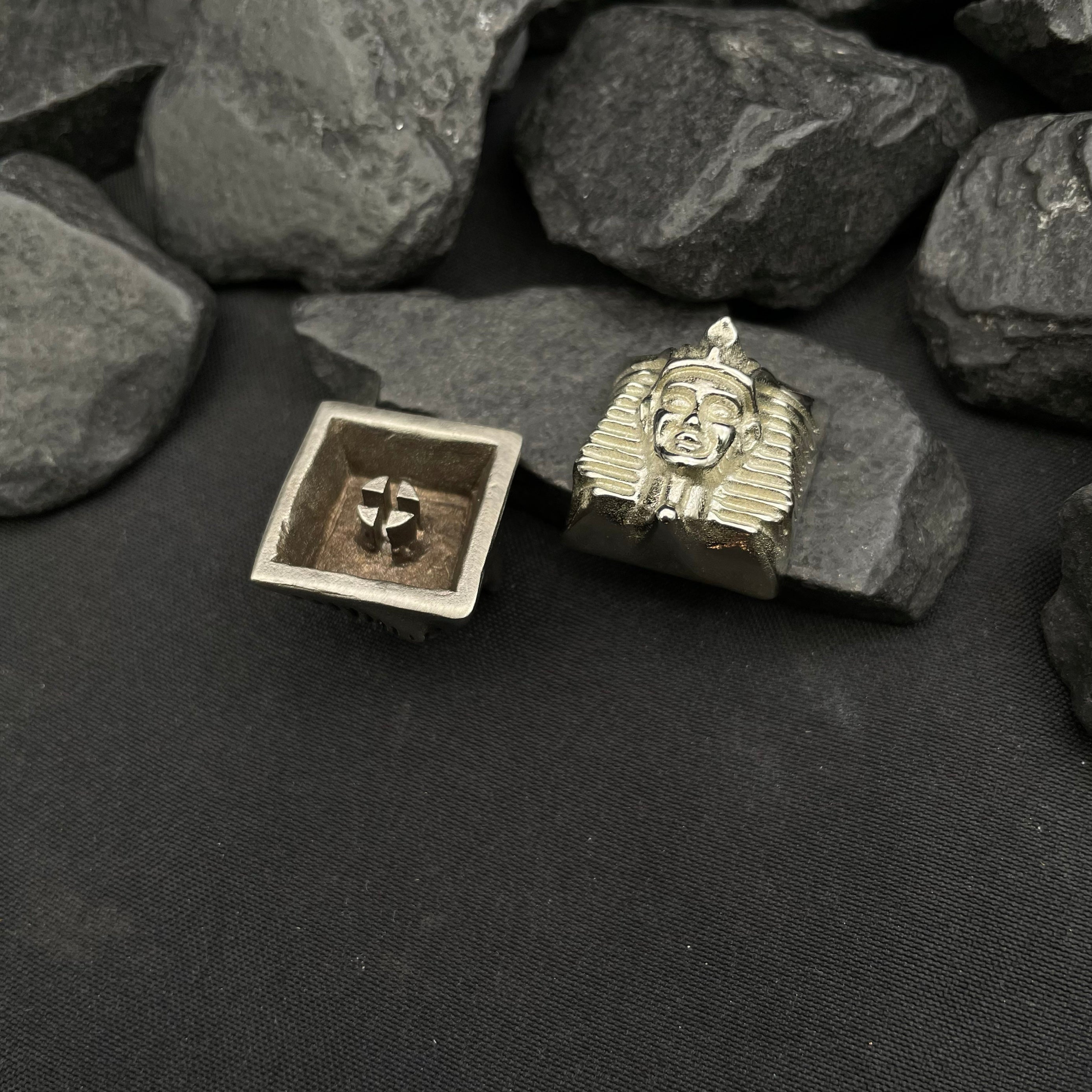 Pure copper original ancient Egyptian pharaoh personalized keycaps, pharaoh masks, mechanical keyboards, cross axis universal keys