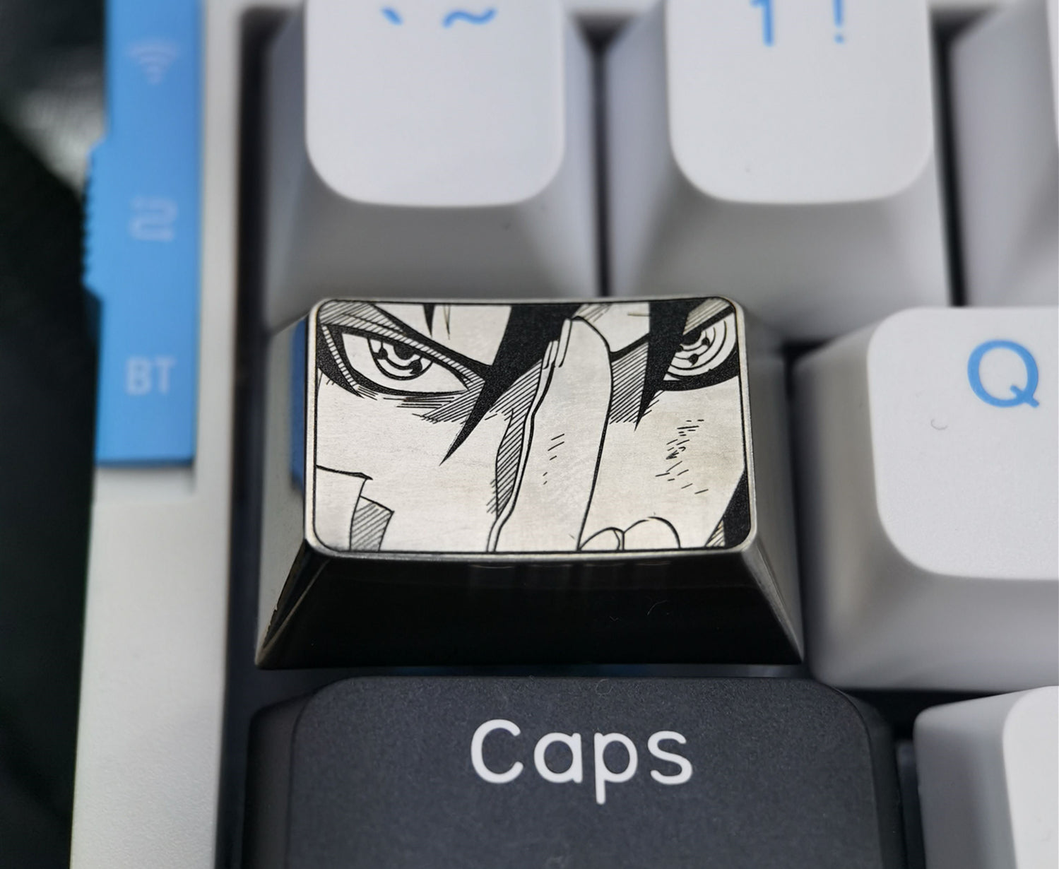 Naruto, Sasuke, 1.5U (tap) titanium alloy carved personalized keycaps, mechanical keyboard decorative keycaps