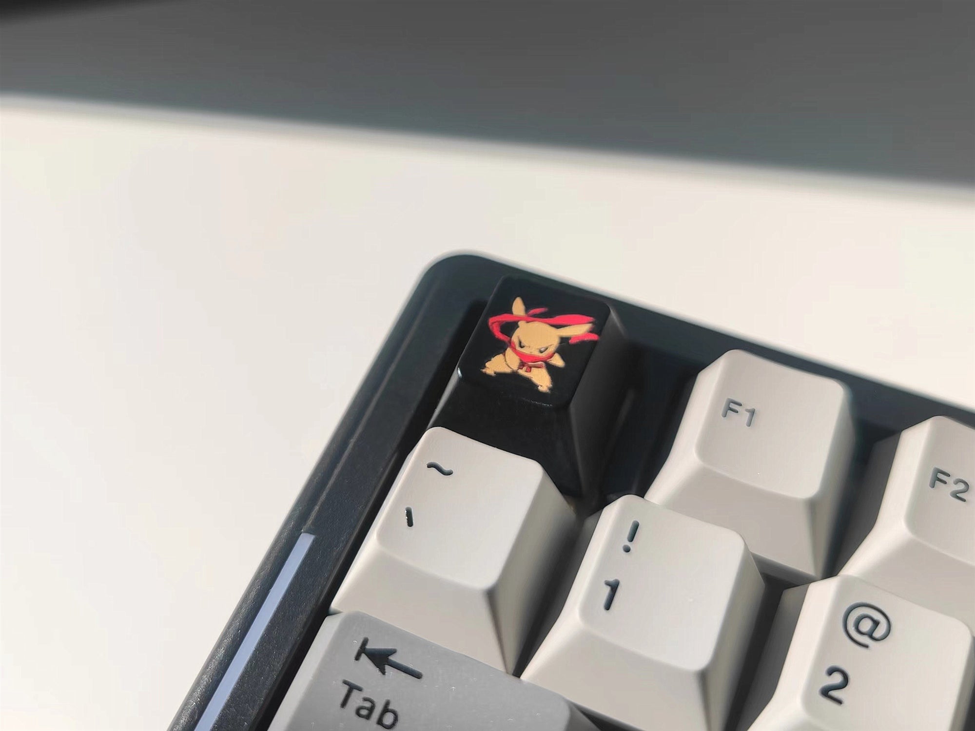 Pikachu,Aluminum alloy UV printed personalized keycaps, machine. Decorative keycaps for mechanical keyboards