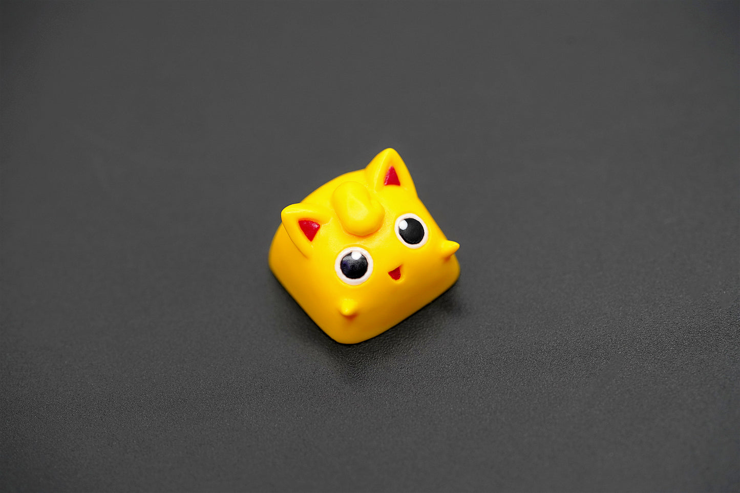 F003