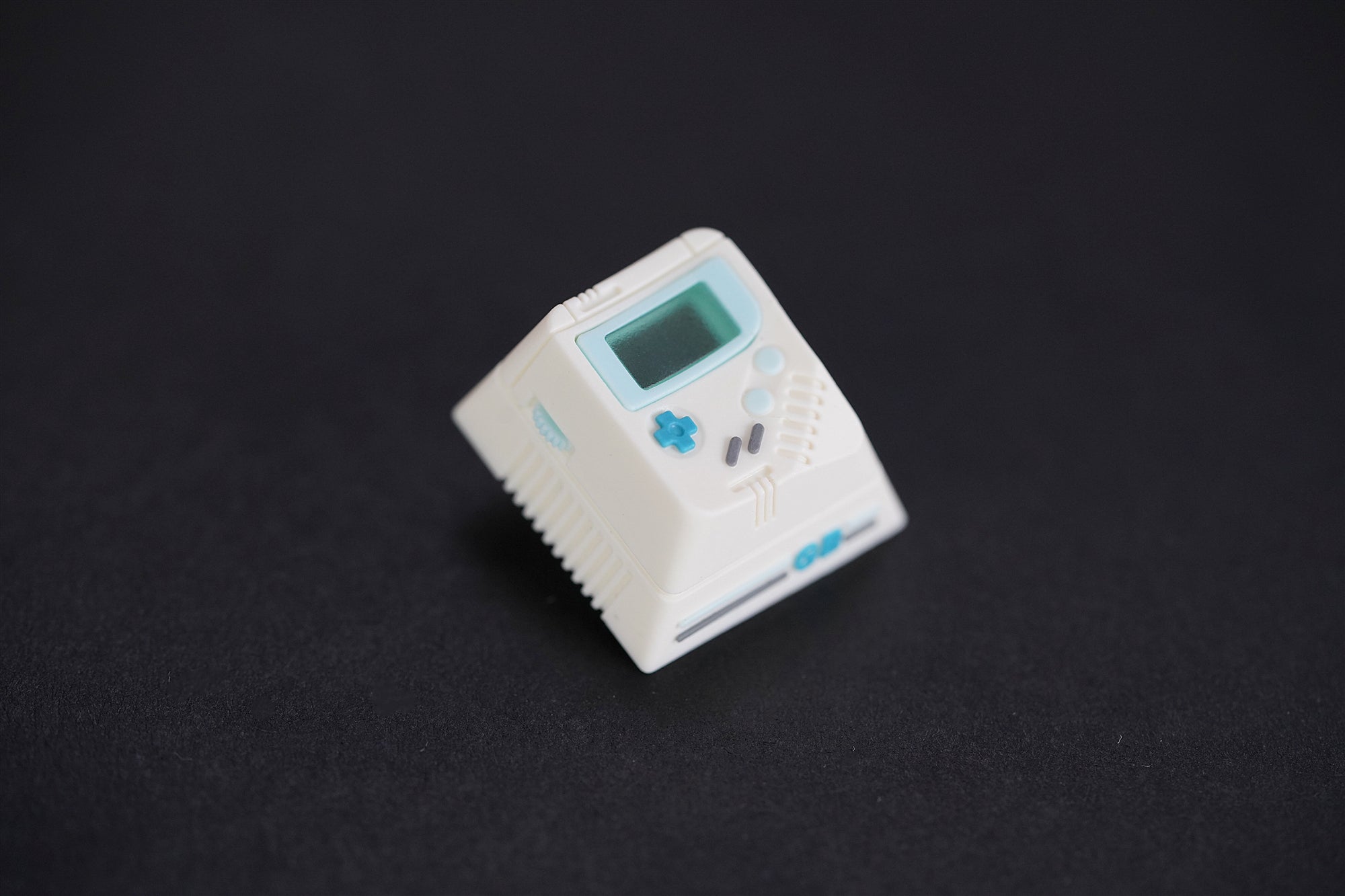 GAME BOY