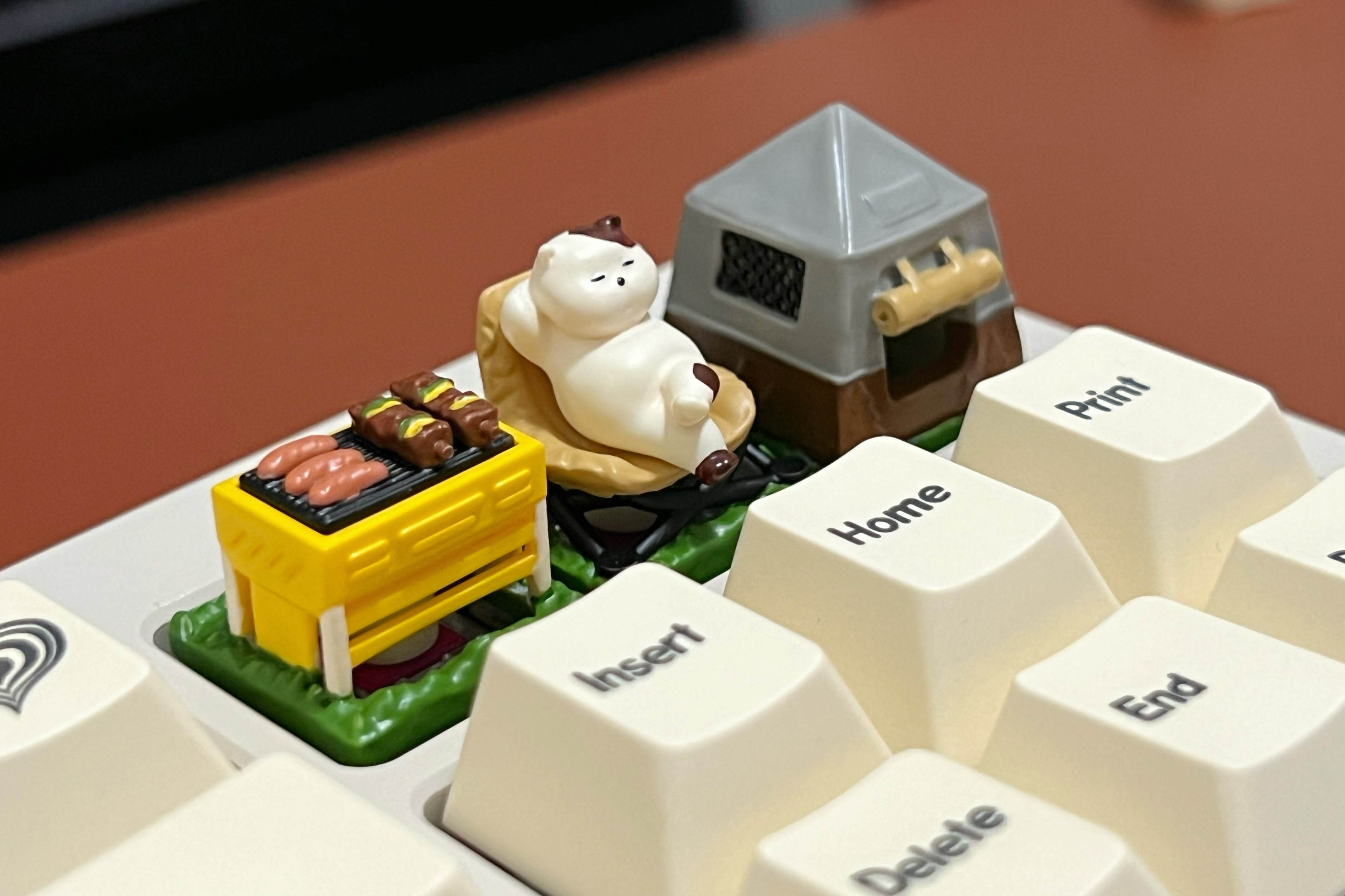 Camping cat painted personalized keycaps, universal mechanical keyboard, outdoor camping themed decorative keycaps