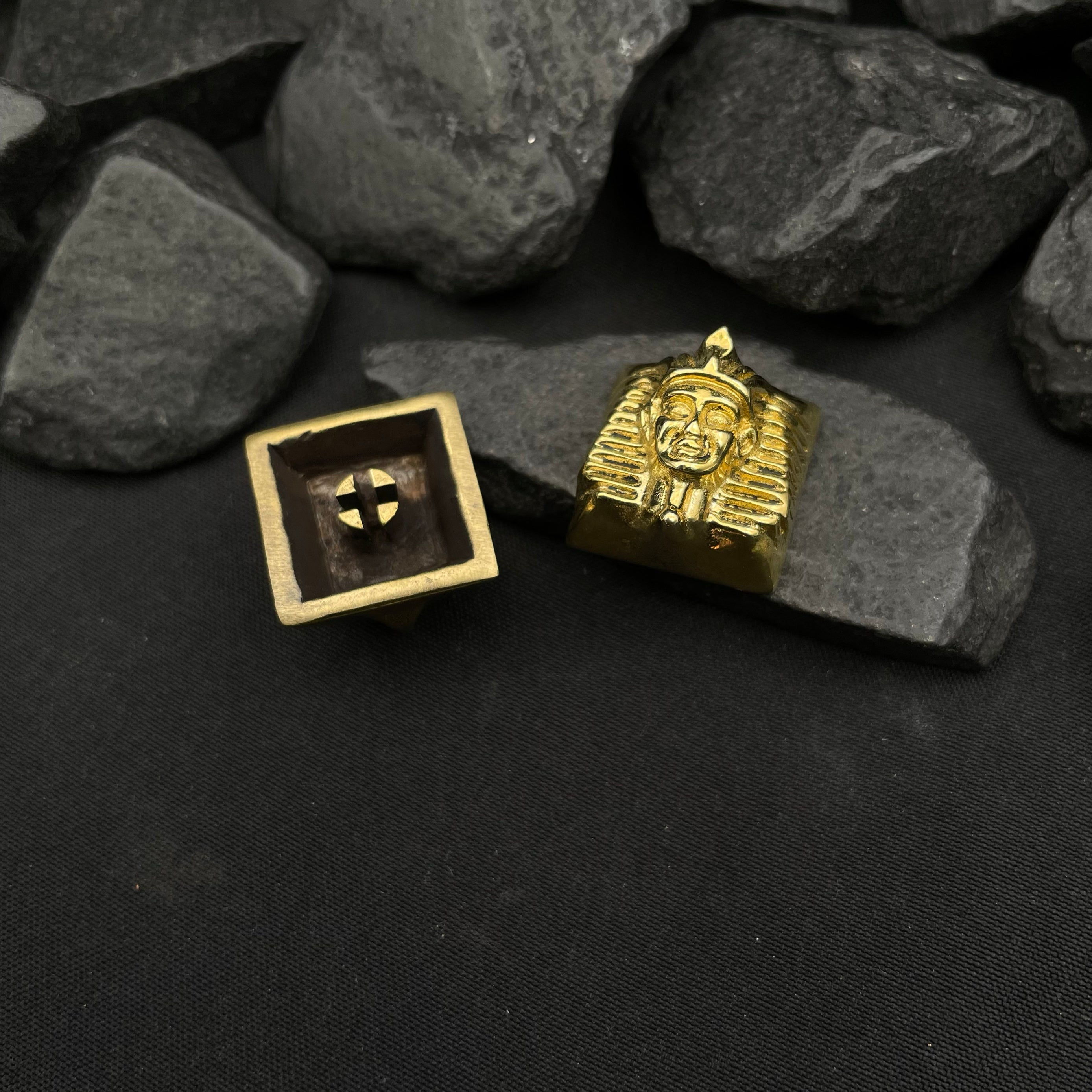 Pure copper original ancient Egyptian pharaoh personalized keycaps, pharaoh masks, mechanical keyboards, cross axis universal keys