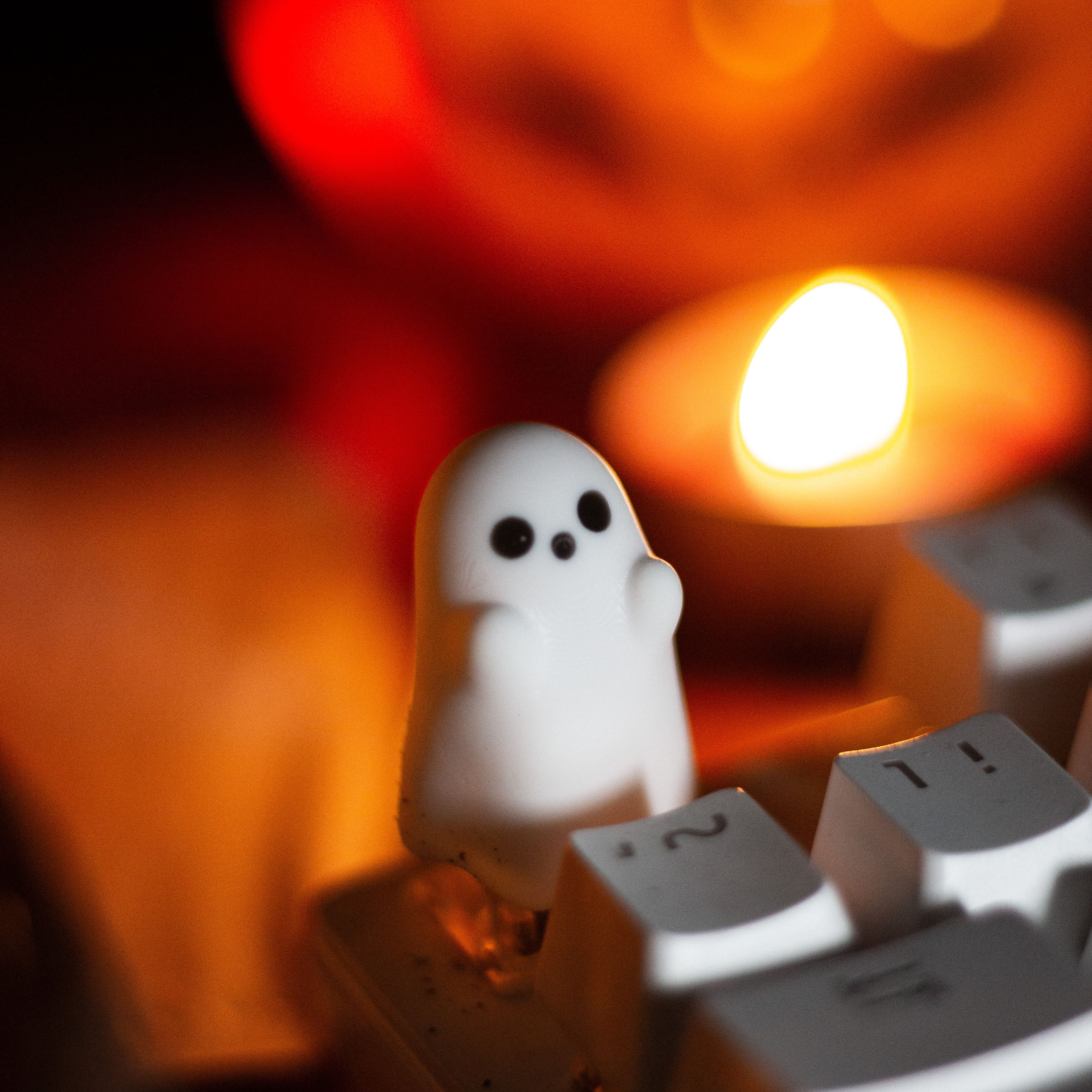 Ghost keycaps, single ESC personalized DIY keycaps, mechanical keyboard keycaps.