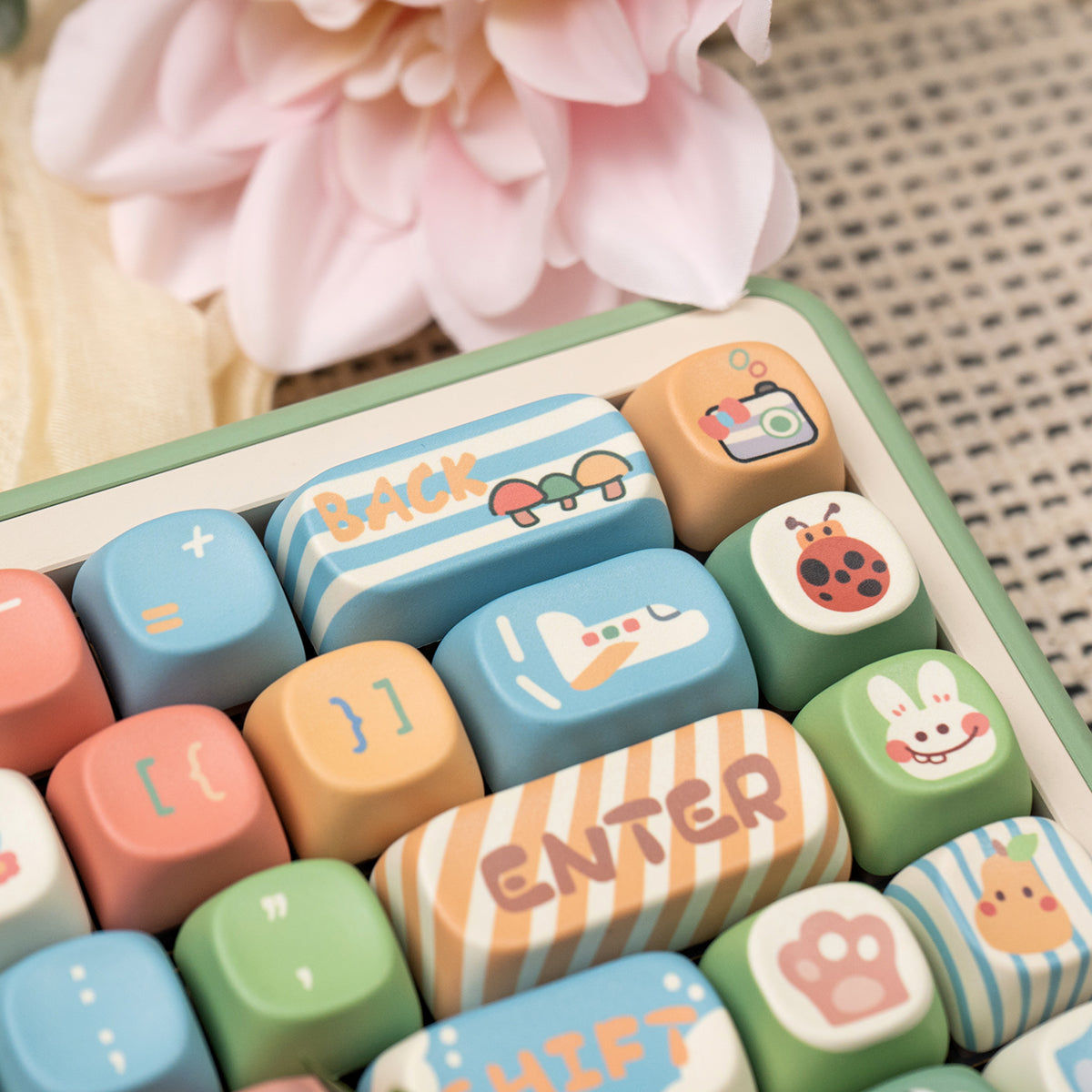 MOA Little Forest Magnetic Axis Mechanical Keyboard Keycaps Cute Cartoon PBT Heat Sublimation Keycaps