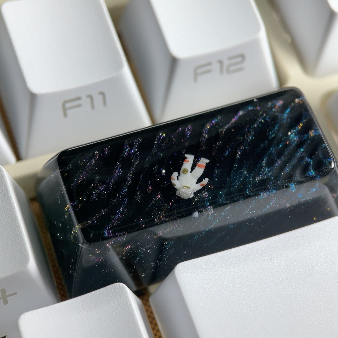 Space exploration theme for astronauts, SA R3-2U resin droplet encapsulation, mechanical keyboard with personalized keycaps