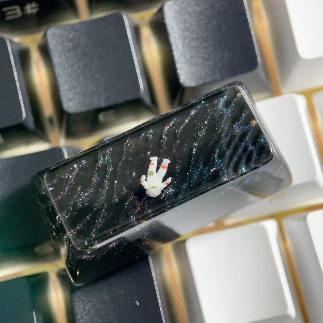 Space exploration theme for astronauts, SA R3-2U resin droplet encapsulation, mechanical keyboard with personalized keycaps