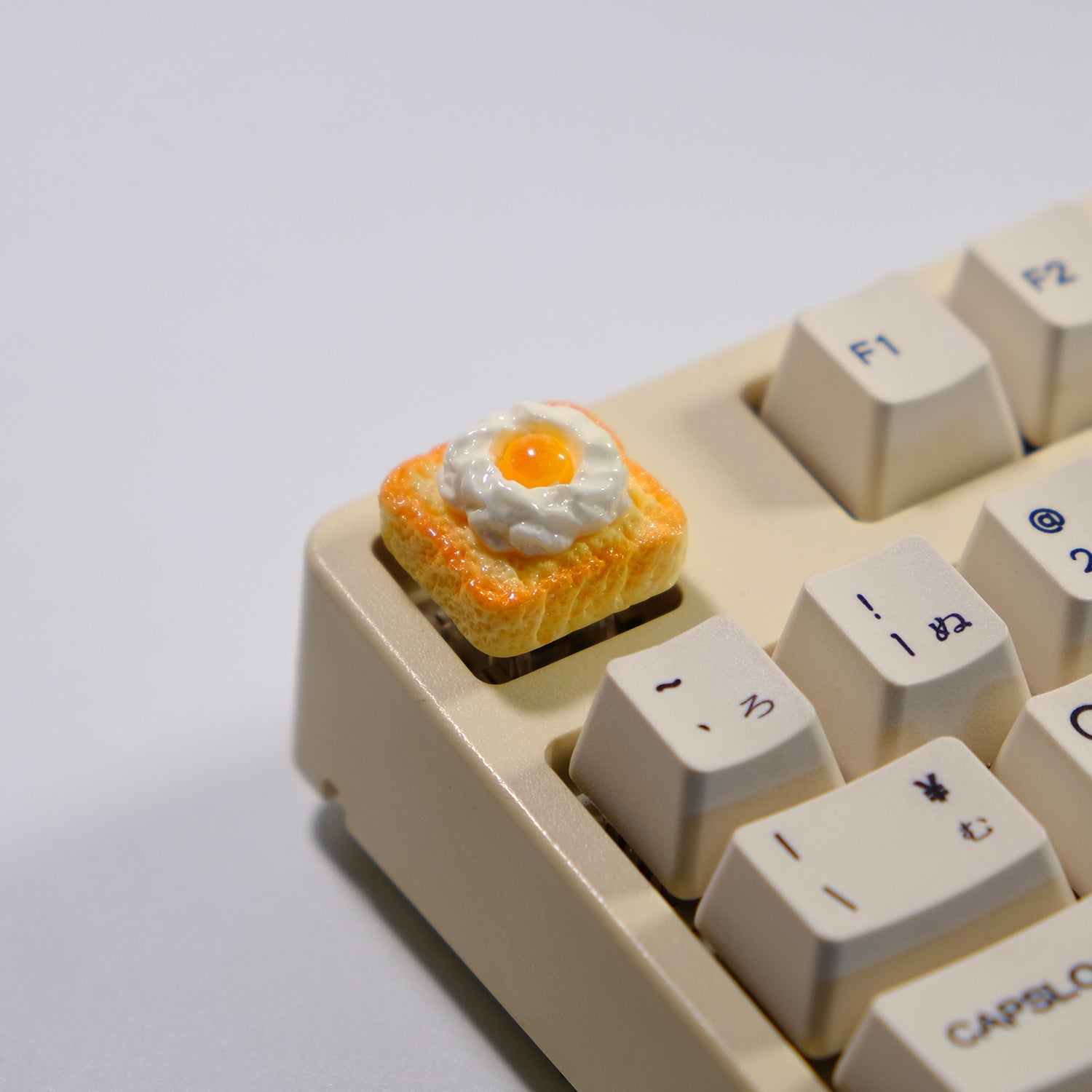 Super restored poached egg toast personalized peripheral handmade three-dimensional keycaps creative customization keycaps