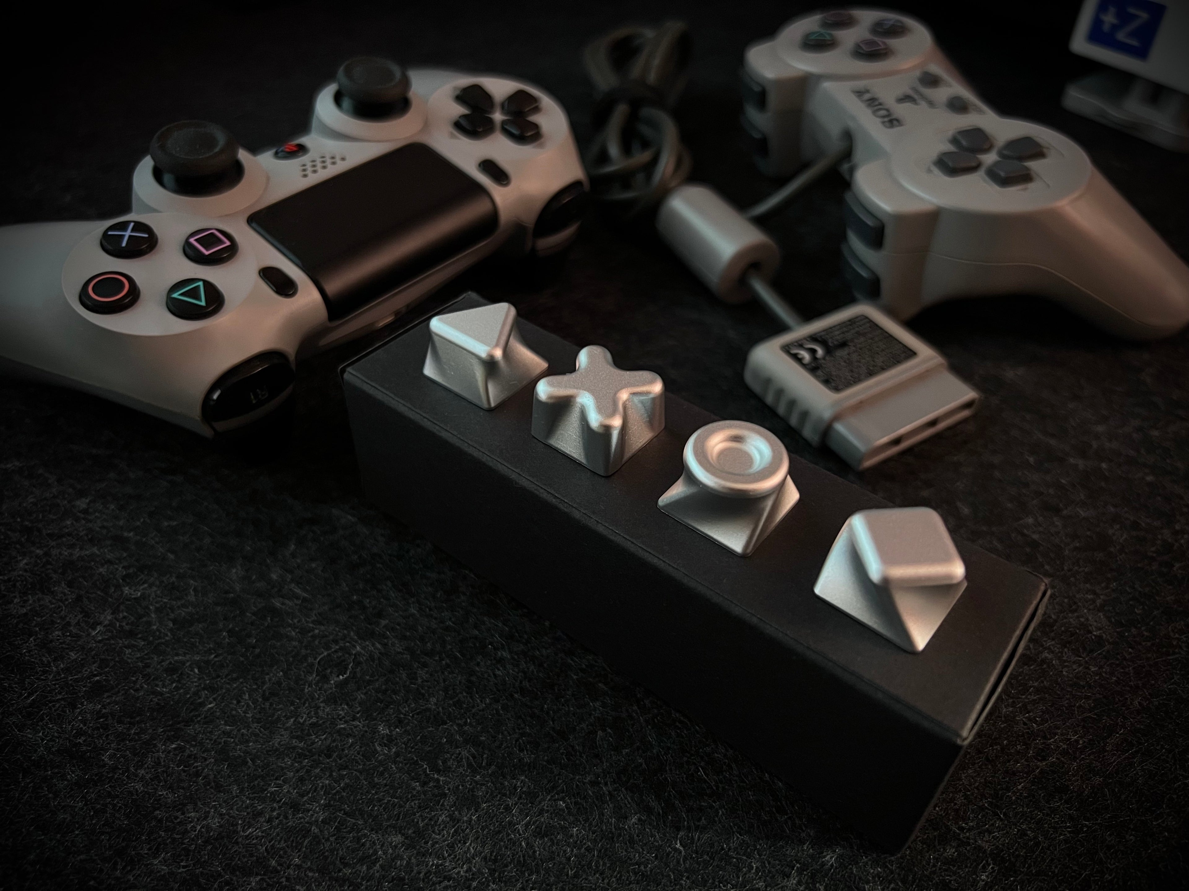 Twisted combination keys, personalized aluminum alloy keycaps, mechanical keyboard decorative keycaps.