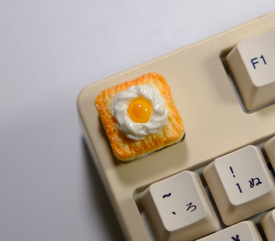 Super restored poached egg toast personalized peripheral handmade three-dimensional keycaps creative customization keycaps
