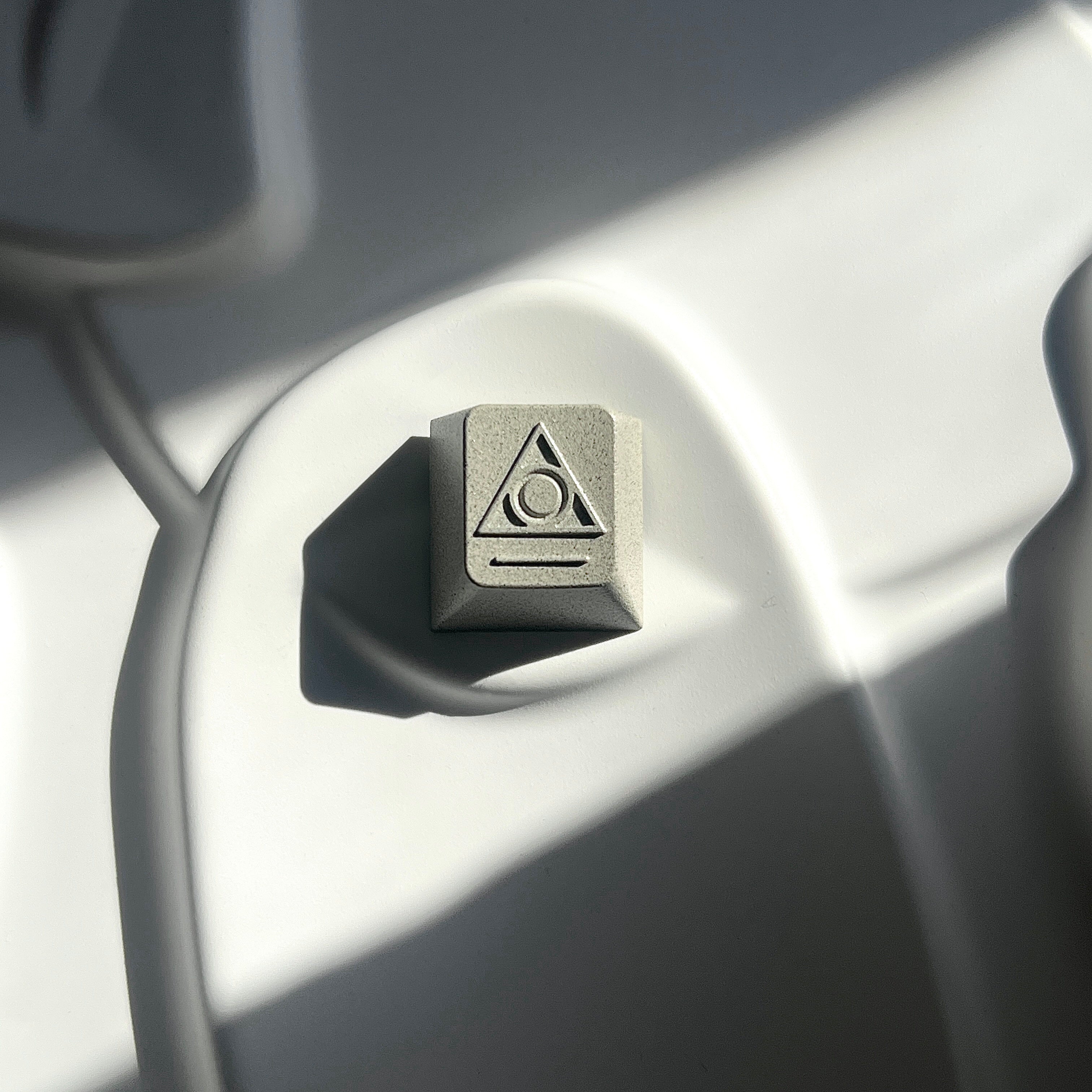 Aluminum alloy CNC machining mysterious symbols, anodized personalized keycaps, decorative keycaps.