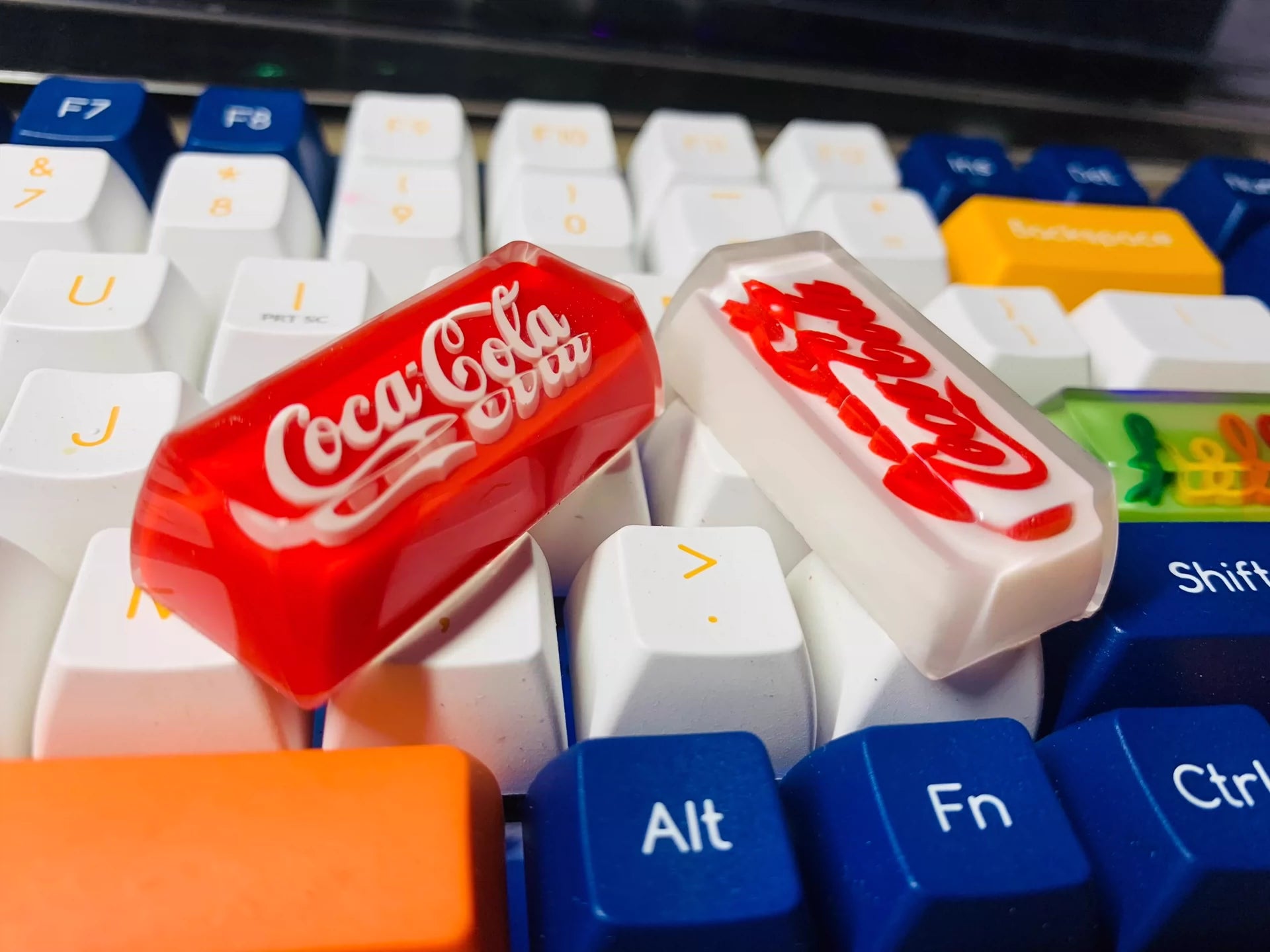 Coca Cola Red Label Keycaps, Crystal Drops of Glue Personalized Keycaps, Resin Decorative Keycaps.