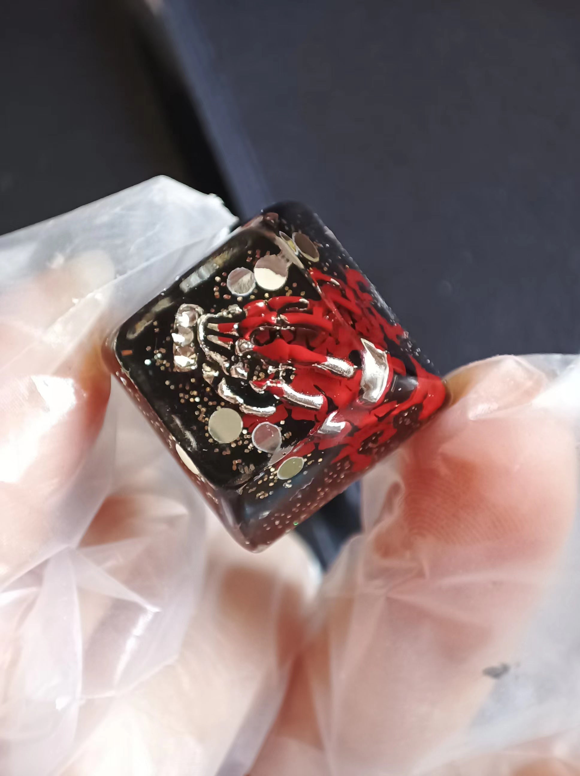 Bloody Ghost Claw, Resin Dropping Adhesive Personalized Keycaps, Keyboard Decorative Keycaps.
