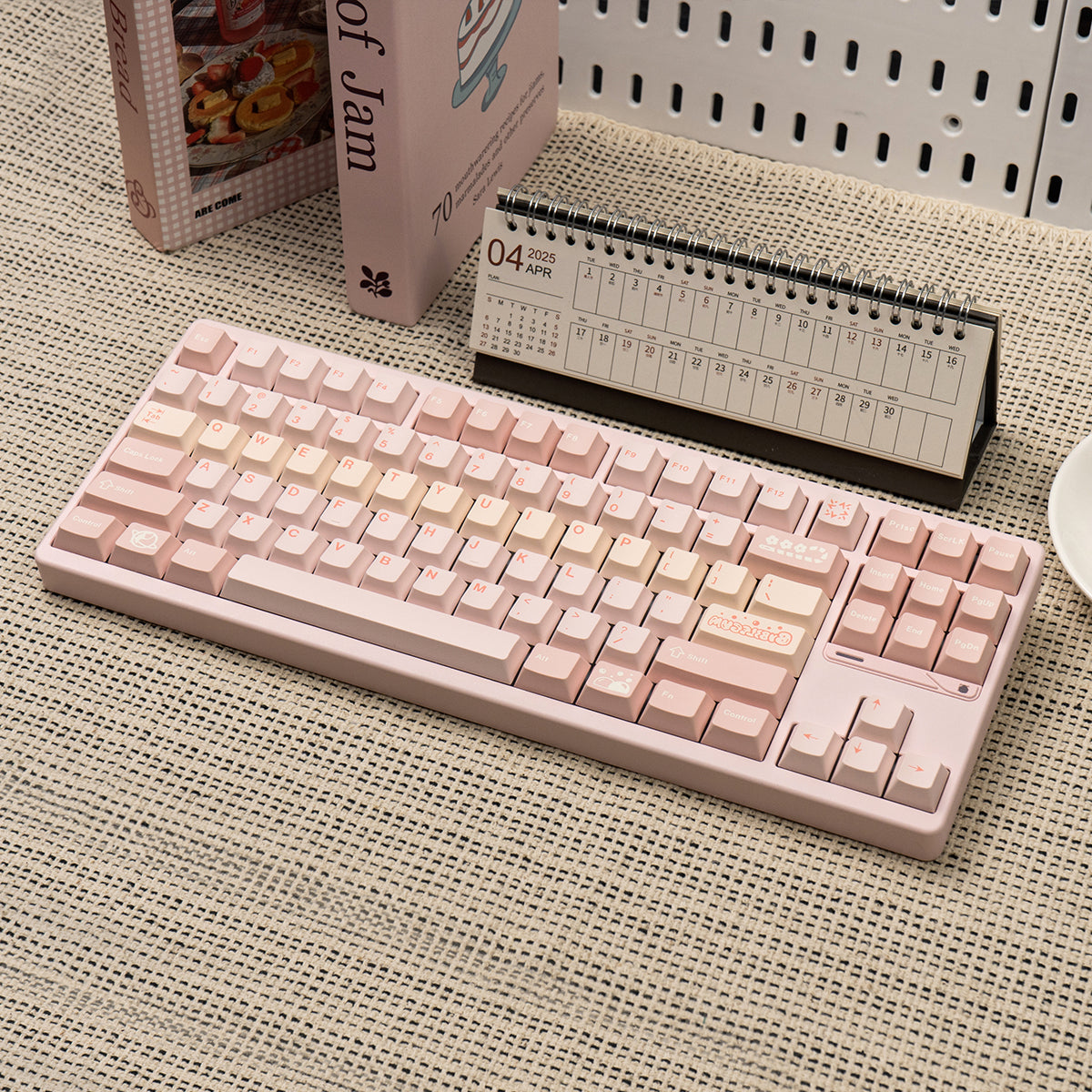 Minimalist light pink mechanical keyboard keycap PBT heat sublimation customized factory height