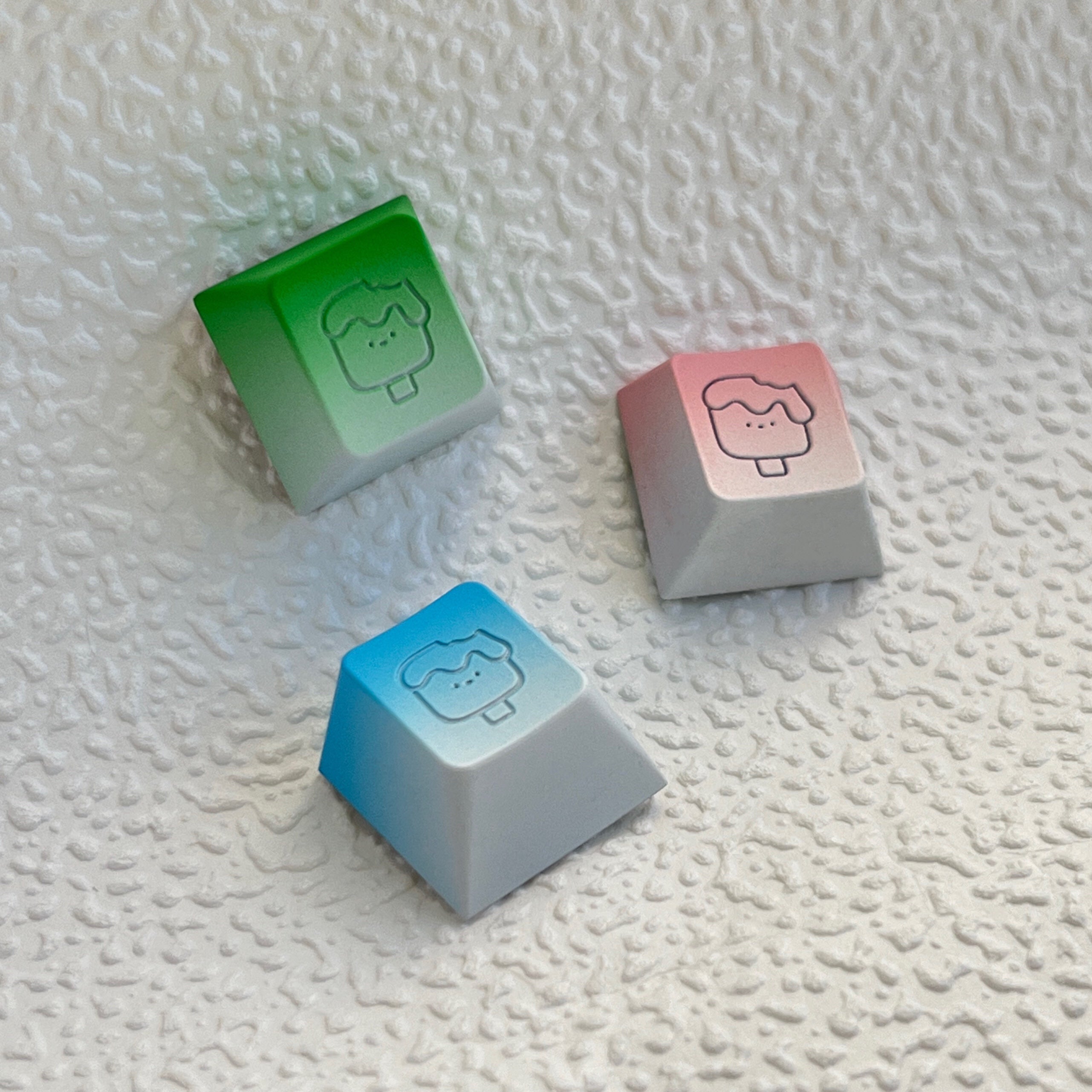 Aluminum alloy CNC keycaps, gradient ice cream personalized keycaps, metal anodized decorative keycaps