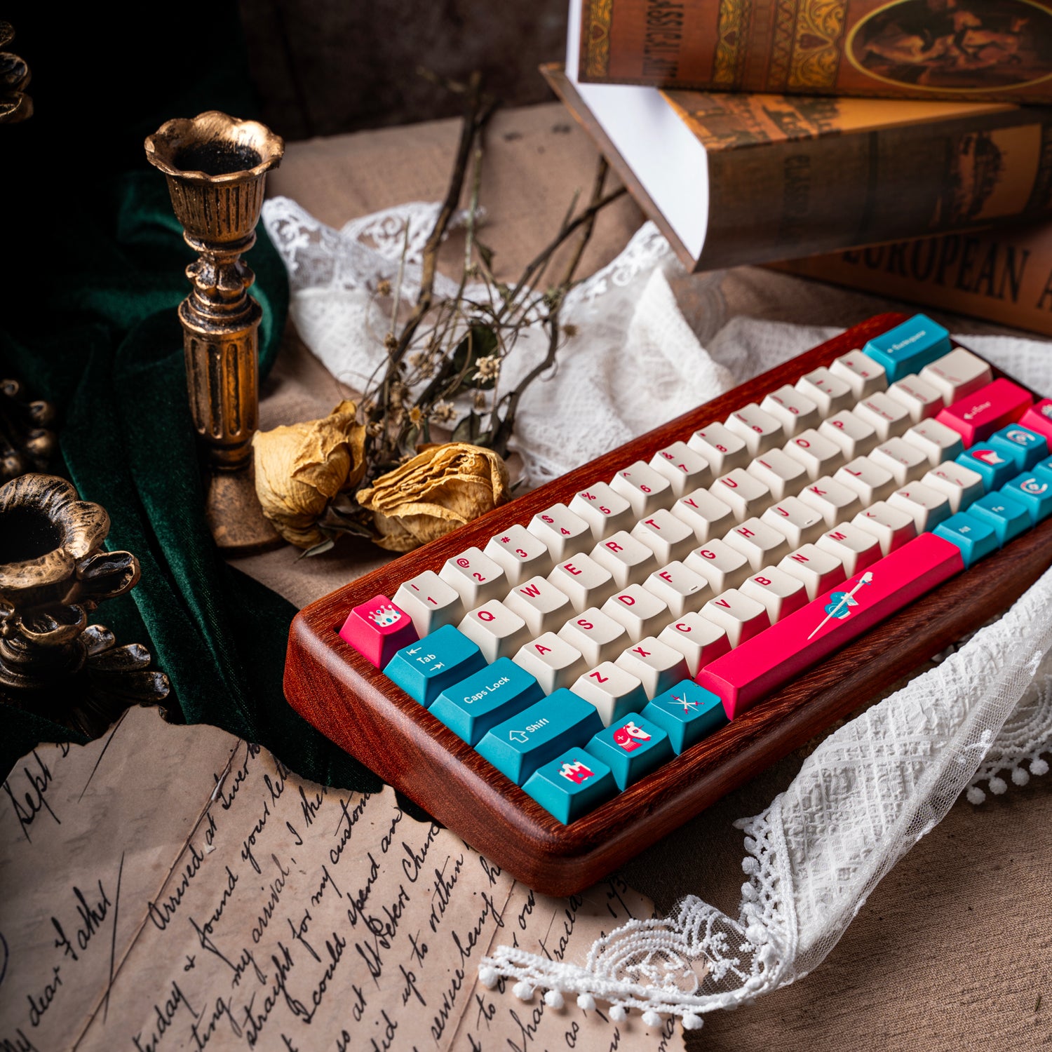 Princess and Knight themed keycaps for girls, cute original factory high pbt material, five sided heat sublimation compatible mechanical keyboard