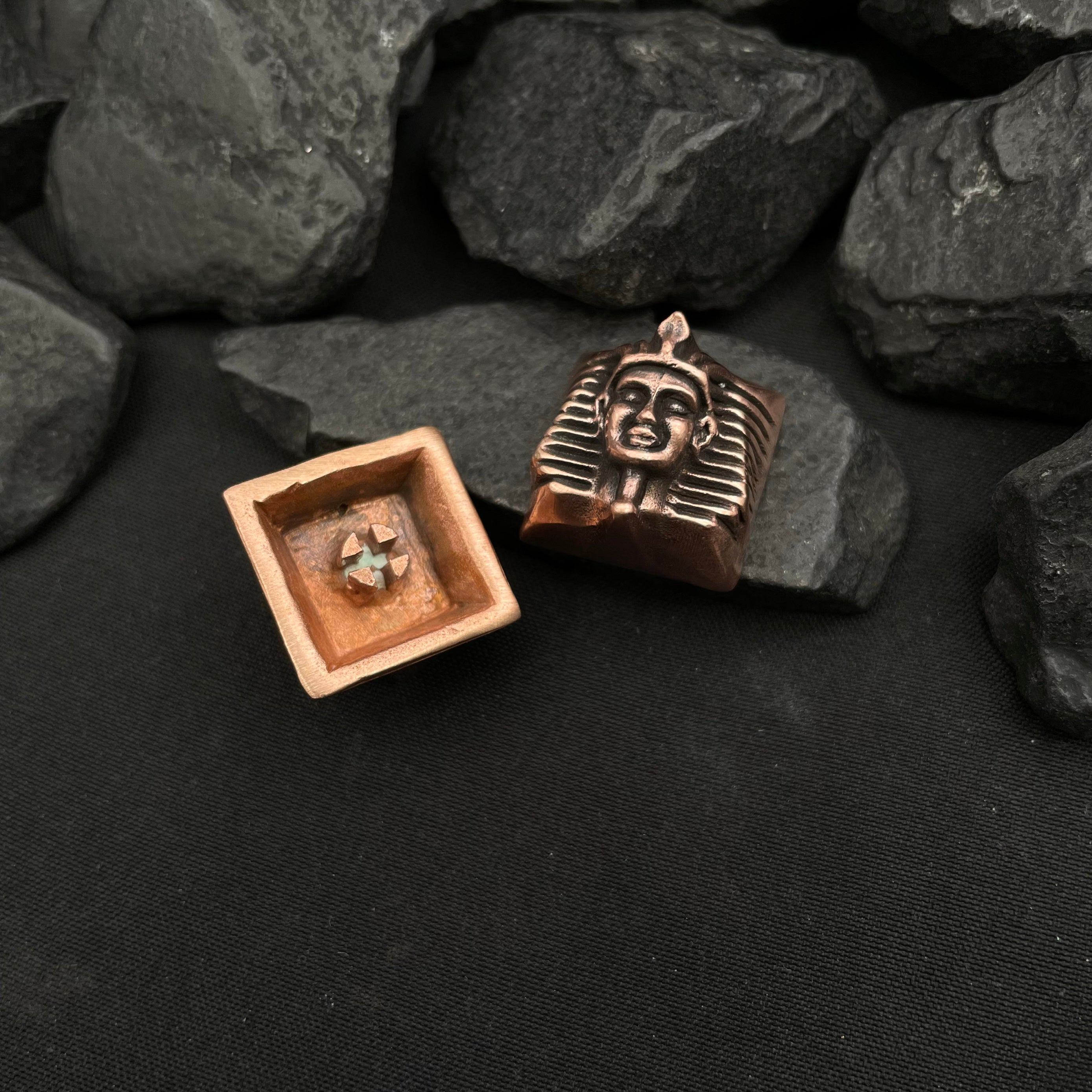 Pure copper original ancient Egyptian pharaoh personalized keycaps, pharaoh masks, mechanical keyboards, cross axis universal keys
