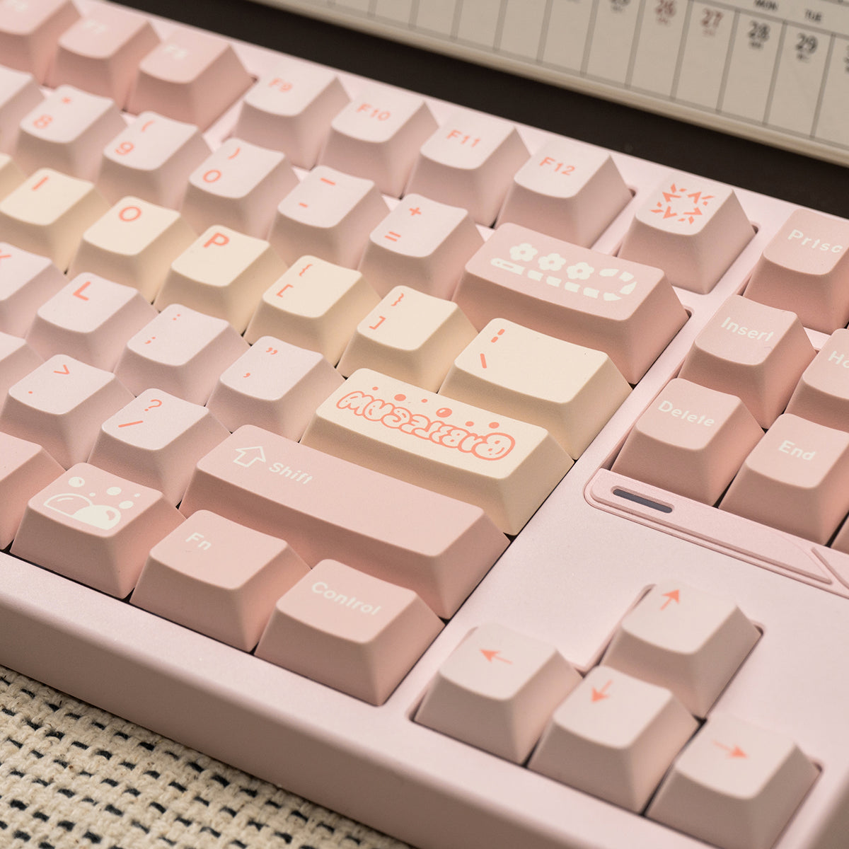 Minimalist light pink mechanical keyboard keycap PBT heat sublimation customized factory height