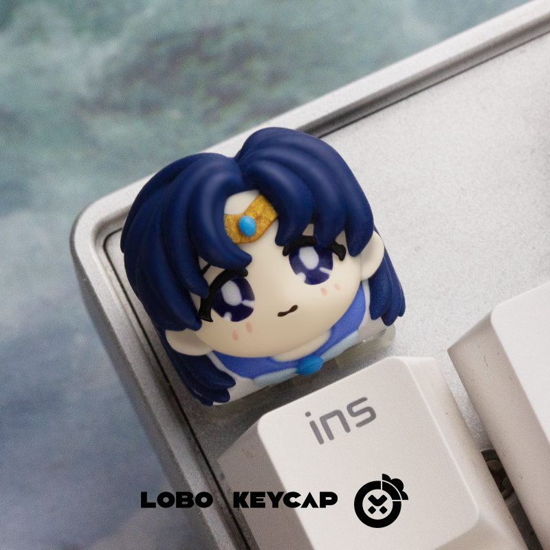 Sailor Moon , Multi-colour resin moulded keycaps, artisankeycaps, personalised keycaps for mechanical keyboards