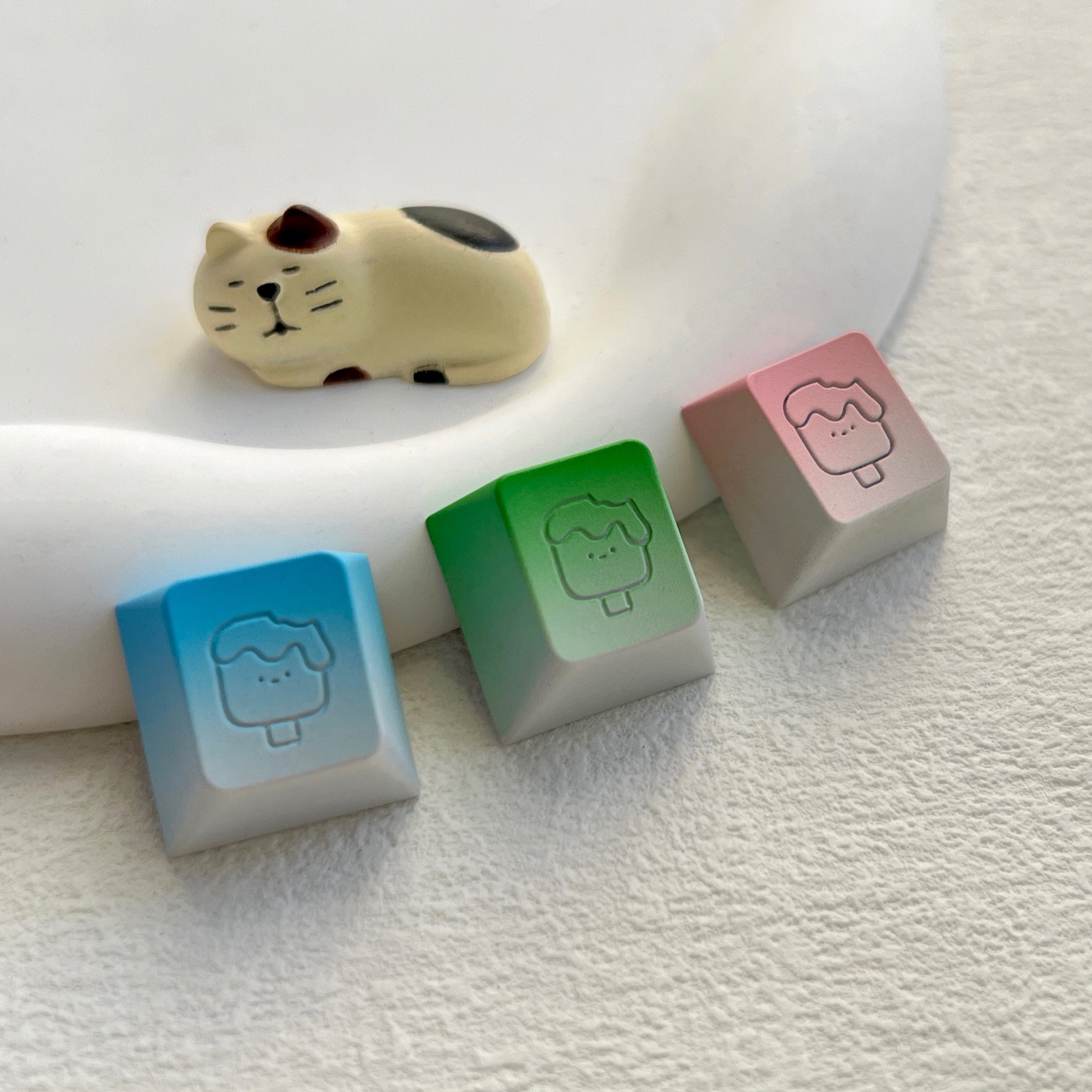 Aluminum alloy CNC keycaps, gradient ice cream personalized keycaps, metal anodized decorative keycaps