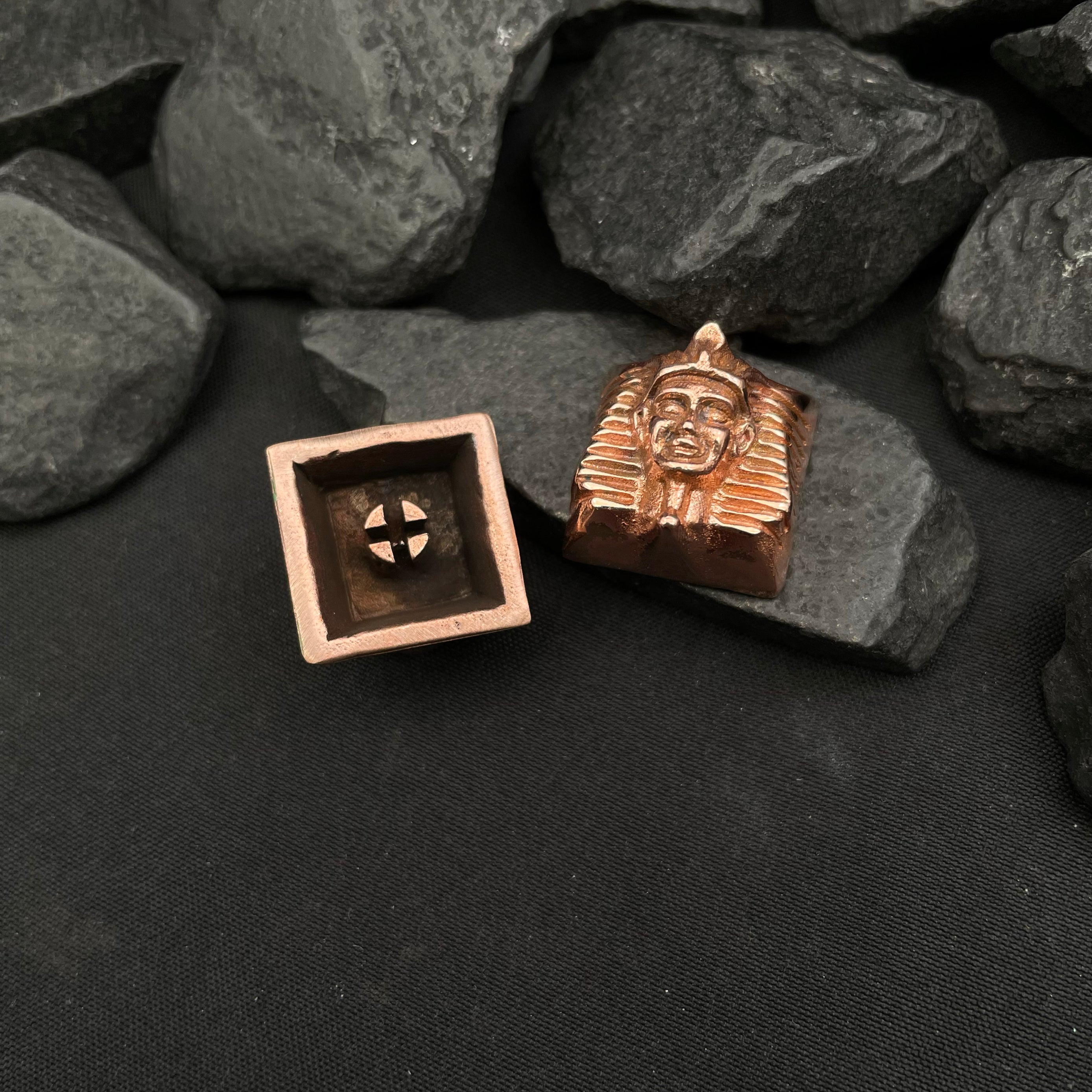 Pure copper original ancient Egyptian pharaoh personalized keycaps, pharaoh masks, mechanical keyboards, cross axis universal keys