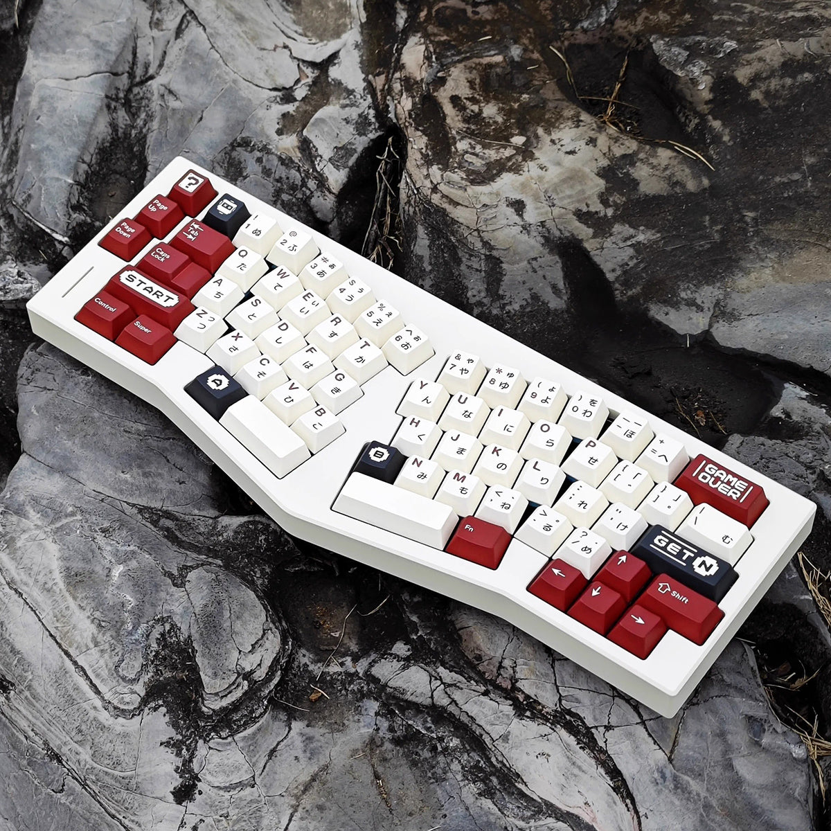 Complete set of customized PBT five sided thermal sublimation original factory height keycaps for the FC themed mechanical keyboard of the Red and White gaming console