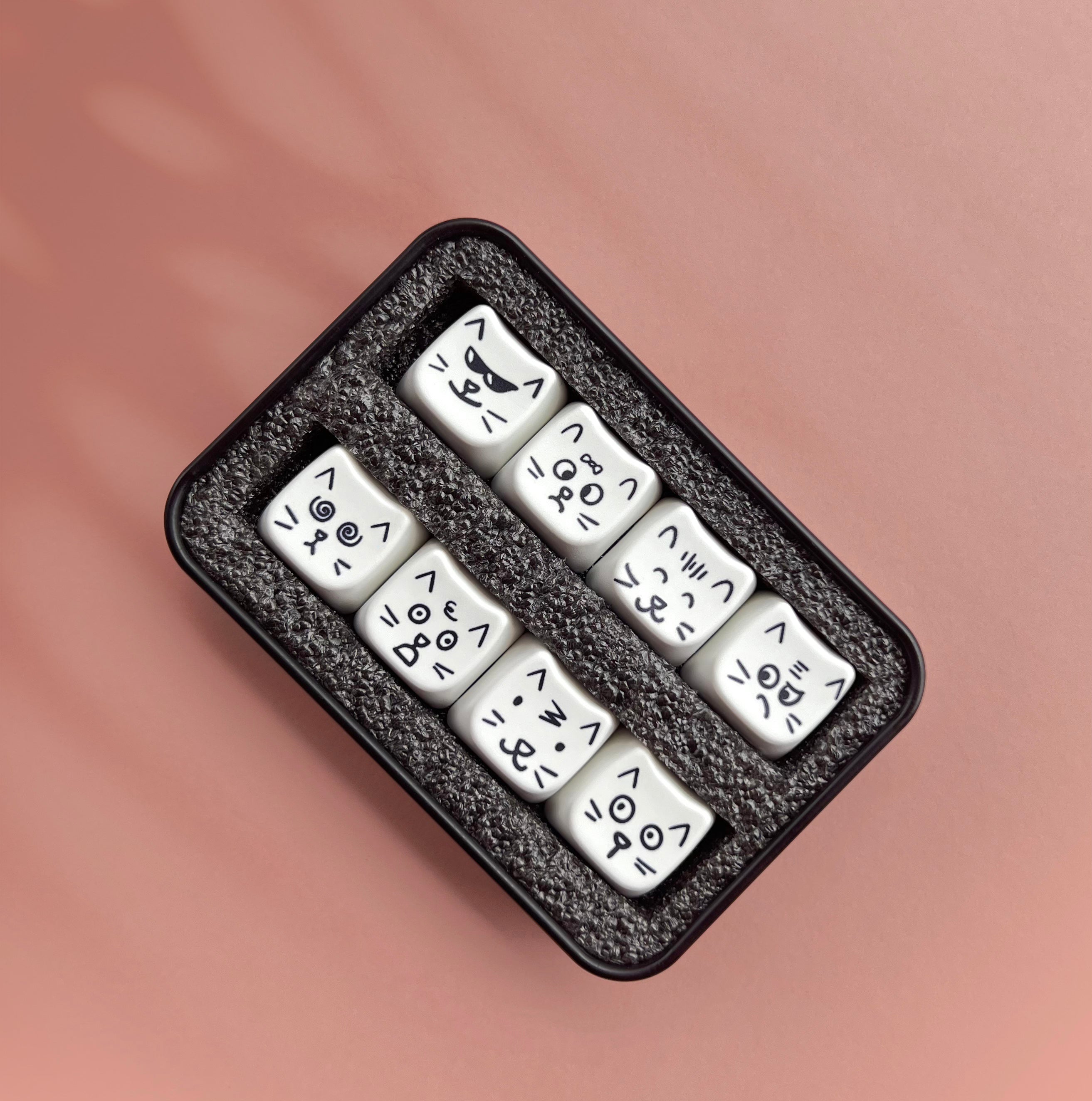 Cute cat 8-key emoji, heat sublimated PTB material, personalized keycap.