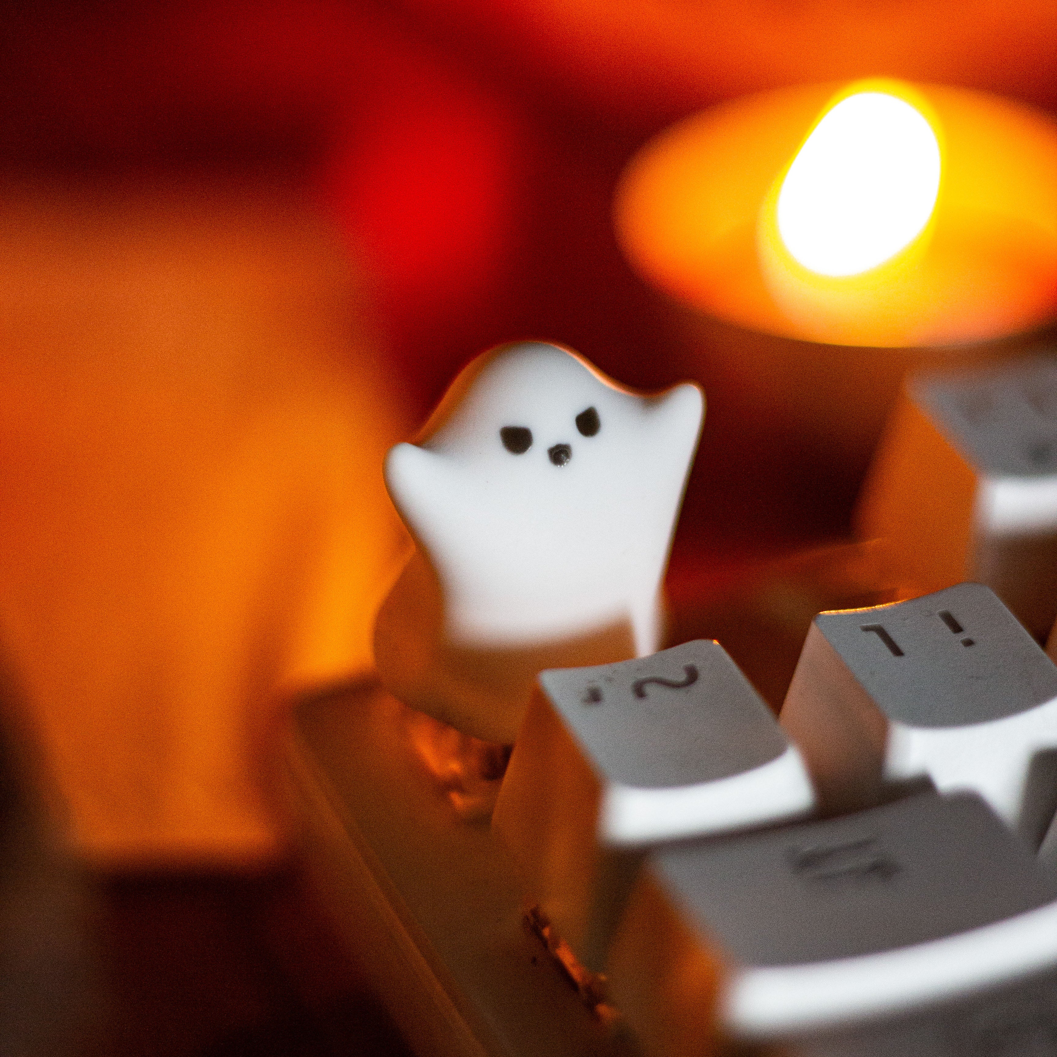 Ghost keycaps, single ESC personalized DIY keycaps, mechanical keyboard keycaps.