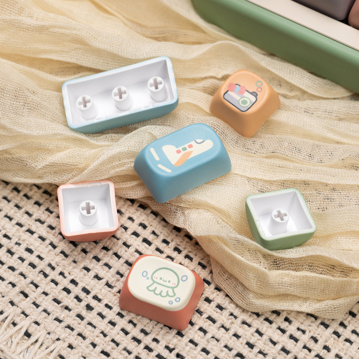 MOA Little Forest Magnetic Axis Mechanical Keyboard Keycaps Cute Cartoon PBT Heat Sublimation Keycaps