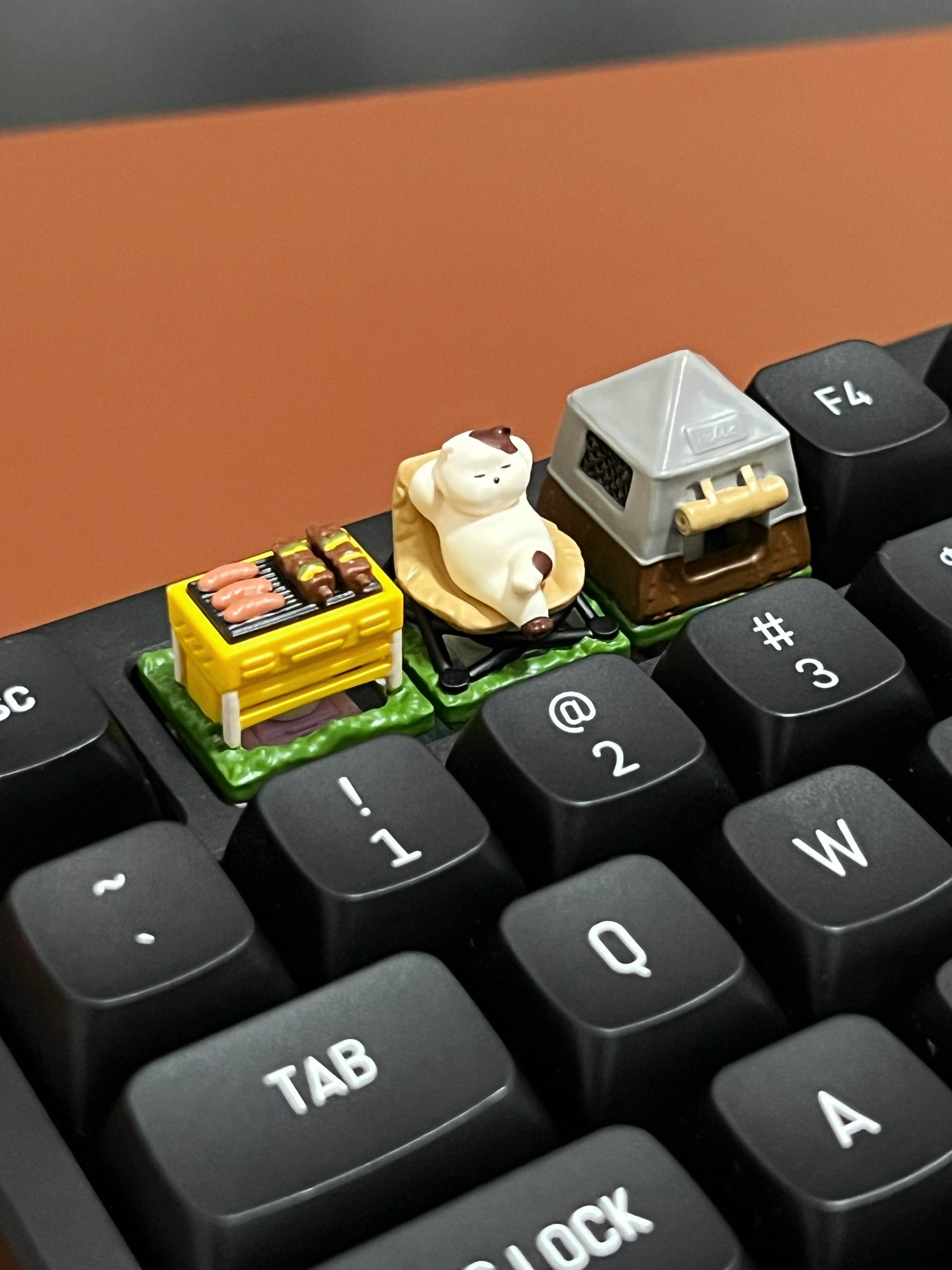 Camping cat painted personalized keycaps, universal mechanical keyboard, outdoor camping themed decorative keycaps