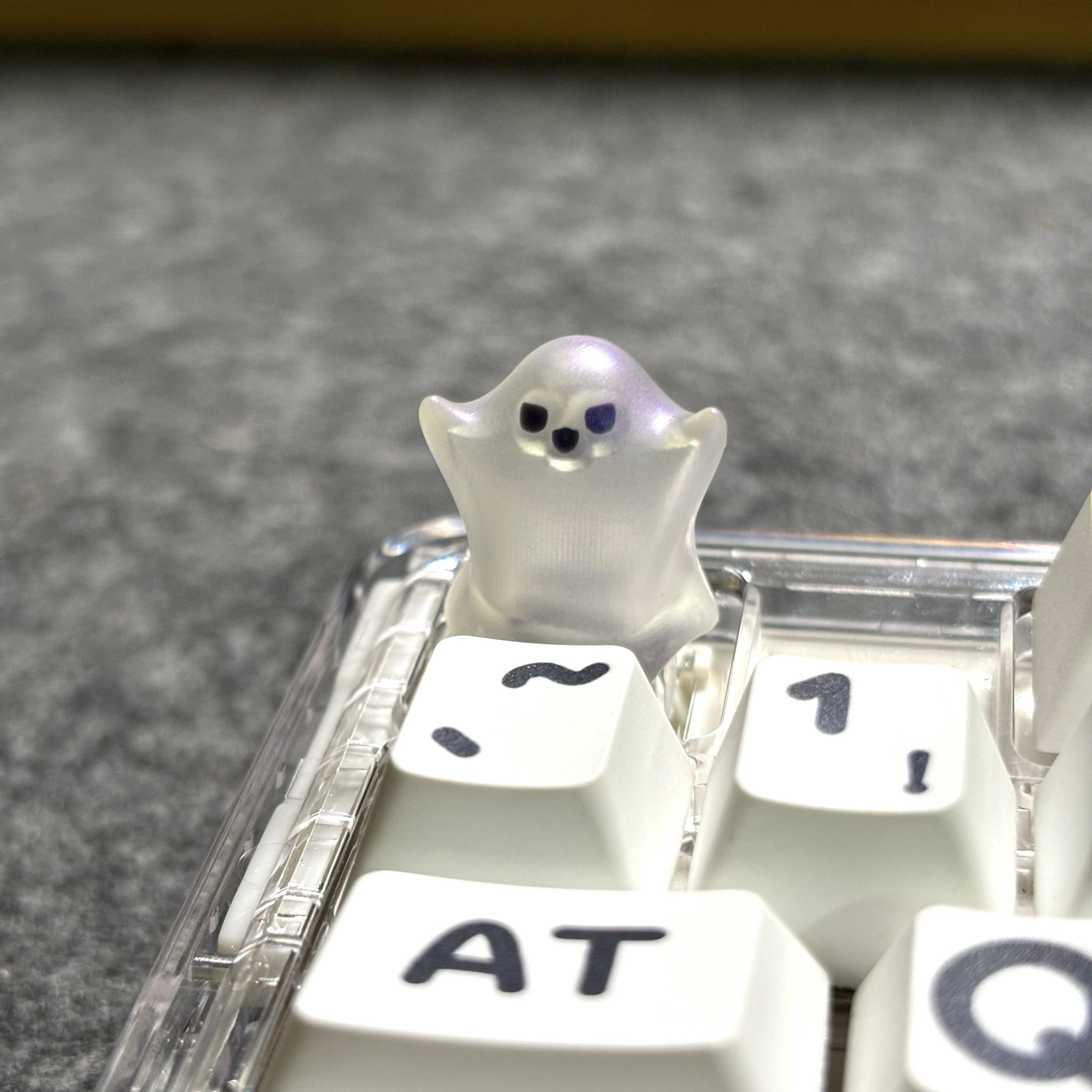 Ghost keycaps, single ESC personalized DIY keycaps, mechanical keyboard keycaps.