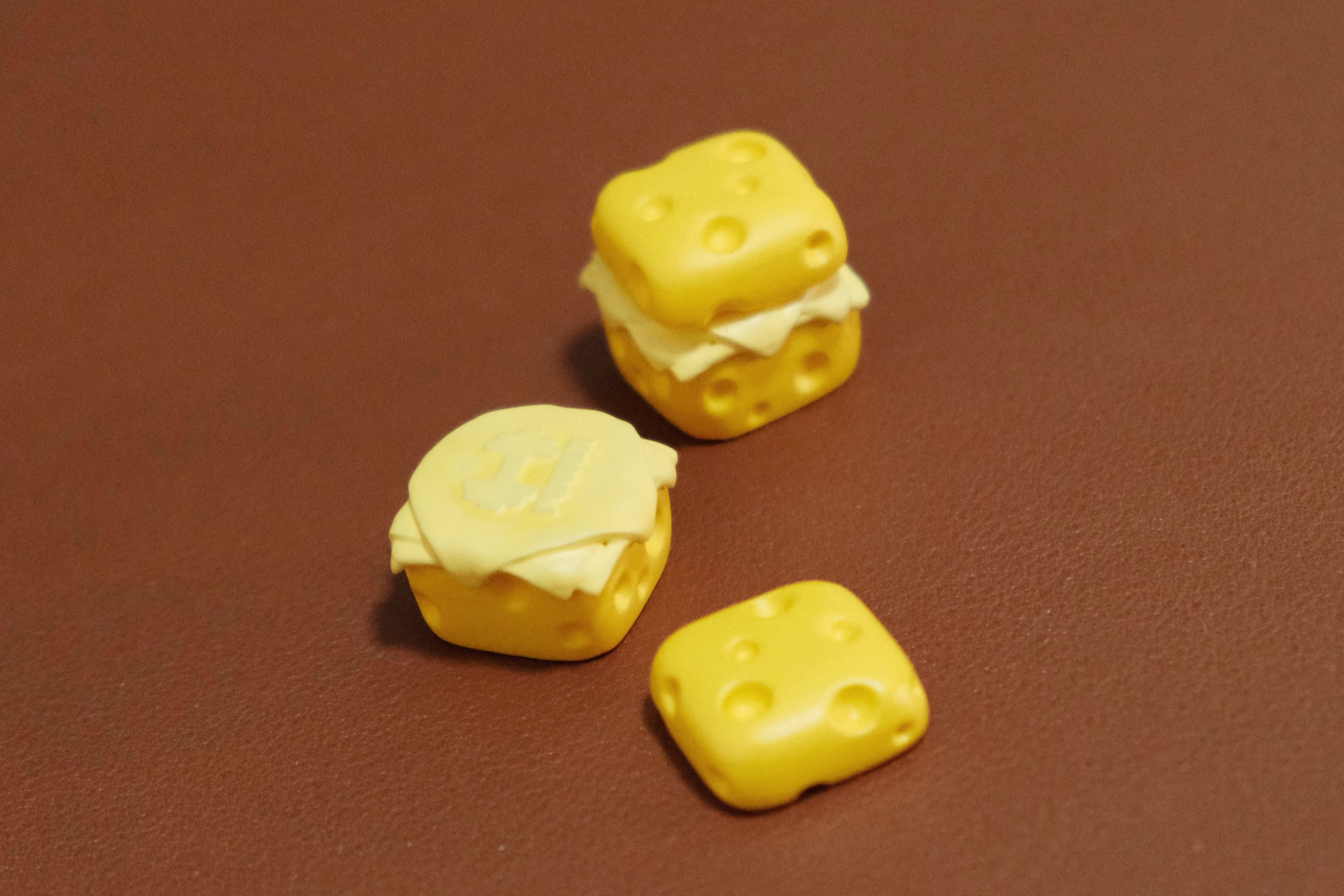 Cheese Burger Personalized Keycap Single Creative Keycap Mechanical Keyboard Cap Cute Retro Magnetic Yellow Cheese