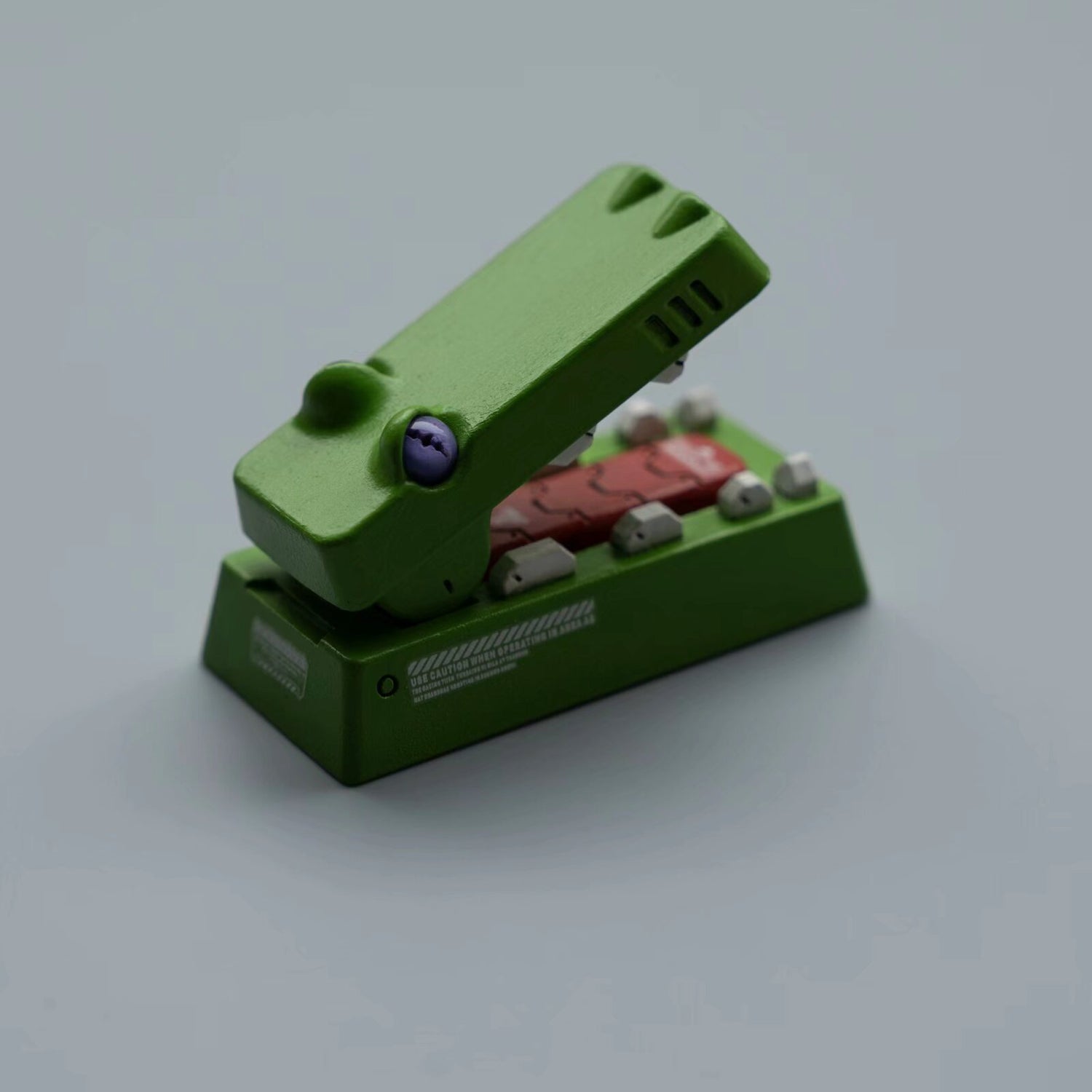 Mechanical style little crocodile.2U Backspace Key artisankeycaps, Mouth can be opened and closed, PBT material personalized keycaps, keyboard decorative keycaps