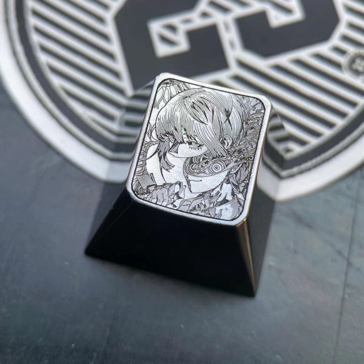 Chainsaw Man, Makima, 1U color titanium alloy carved keycaps, personalized keycaps, decorative keycaps.