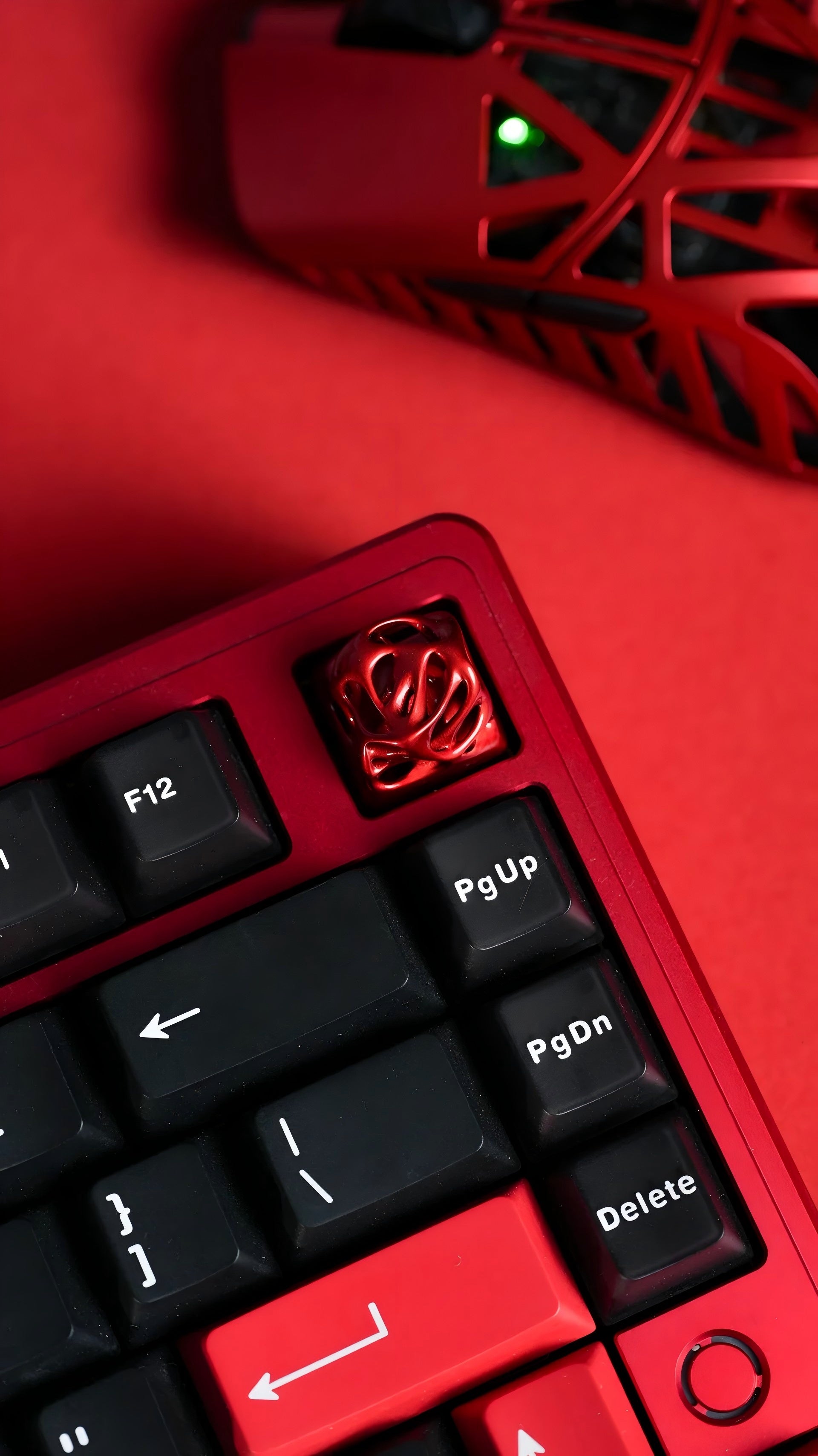 Scarlet hollowed out 925 sterling silver, electrophoretic color personalized keycaps,