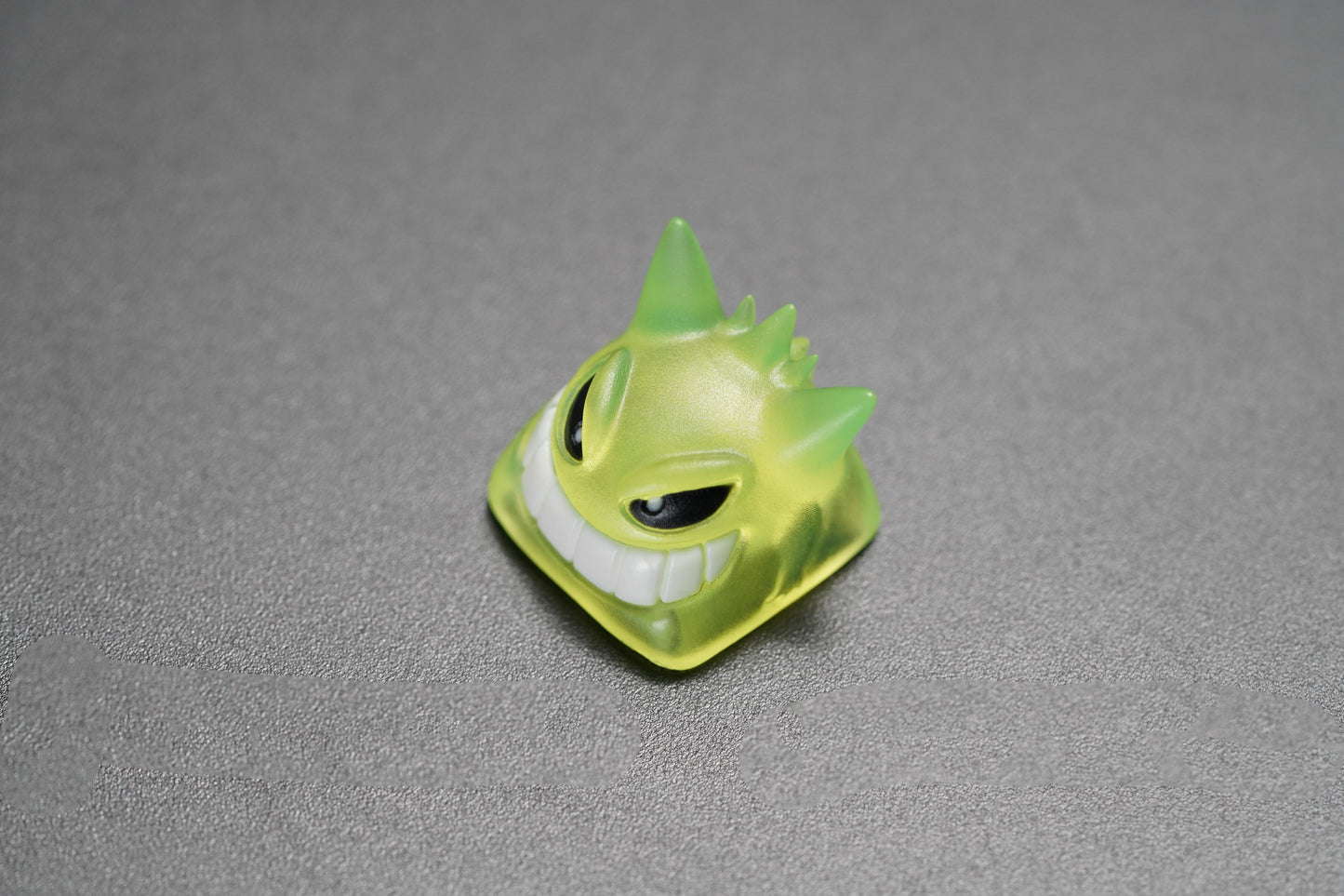 G037