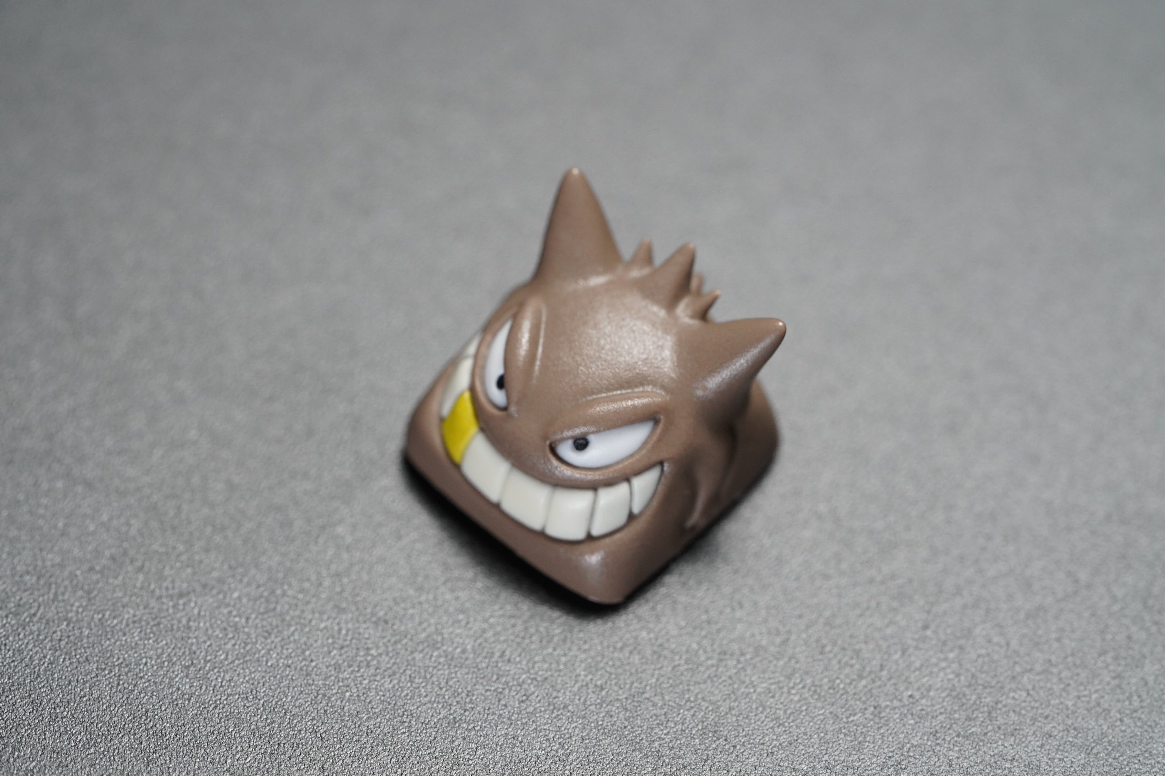 G047