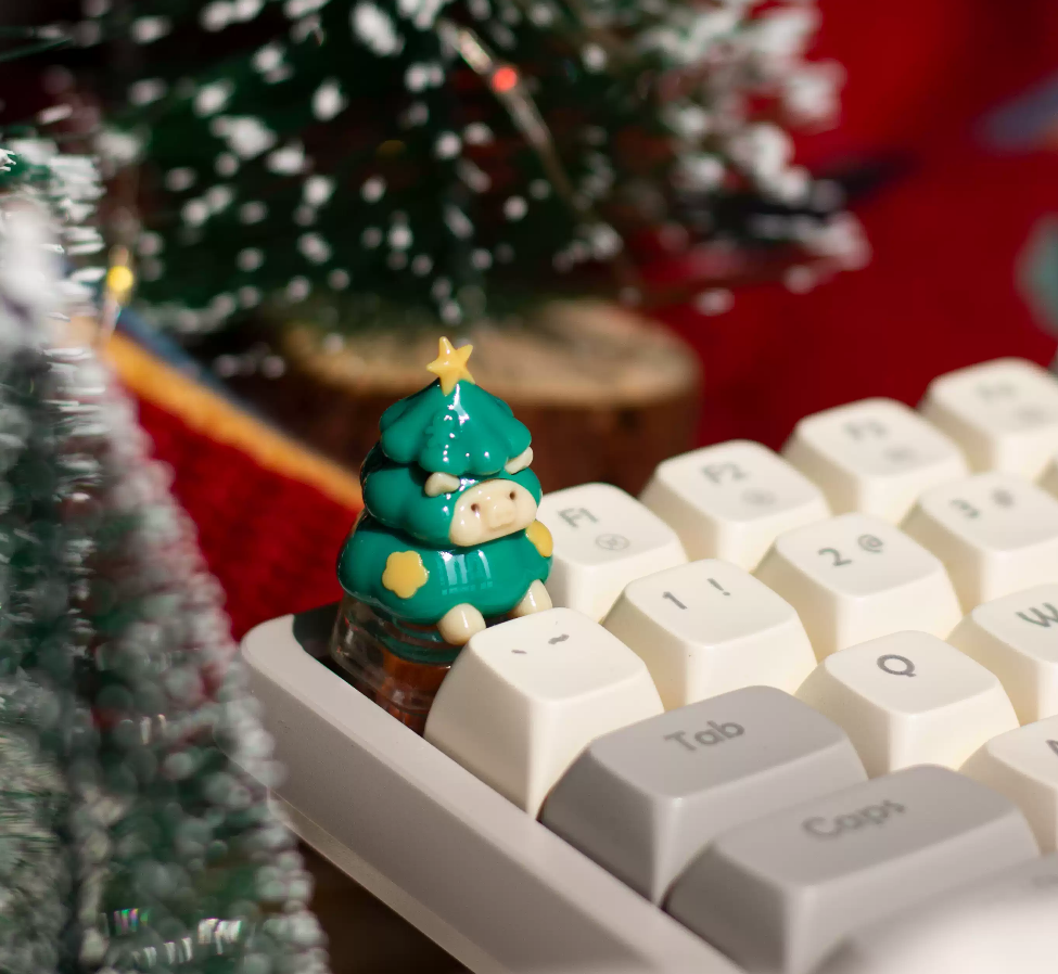 Christmas Tree Piggy Personalized Keycaps Cartoon Resin Personalized Keycaps Soft Ceramic Keycaps, Mechanical Keyboard Decorative Keycaps