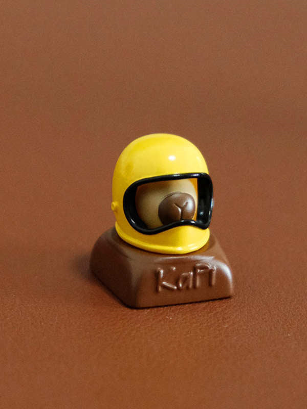 Capybara with helmet, magnetic structure resin keycaps, decorative keycaps