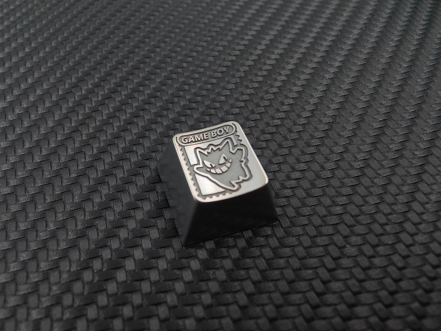 Pok é mon, Pikachu, Gengar, zinc alloy carved keycaps, mechanical keyboard metal decorative keycaps.