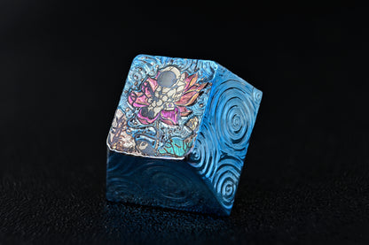 Original, astronaut 1U titanium alloy personalized keycap with hammer texture, space themed keycap