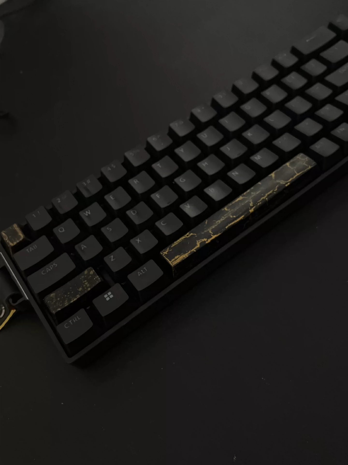 Chinese Lacquer, Lacquer Keycaps · Cracked Gold, Personalized Keycaps, Resin Coated Keycaps, Mechanical Keyboard Decorative Keycaps