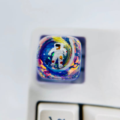 Drip glue colored astronaut, resin personalized keycaps, mechanical keyboard decorative keycaps