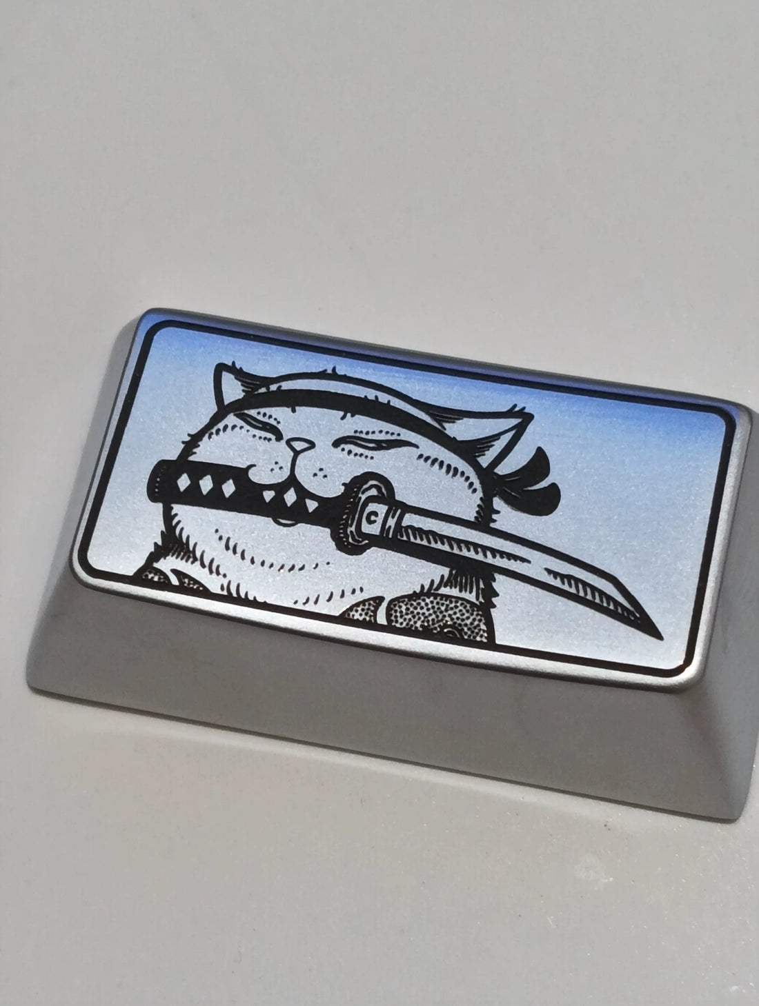 Assassin Cat, 1.75U zinc alloy personalized keycap, metal cartoon image decorative keycap.