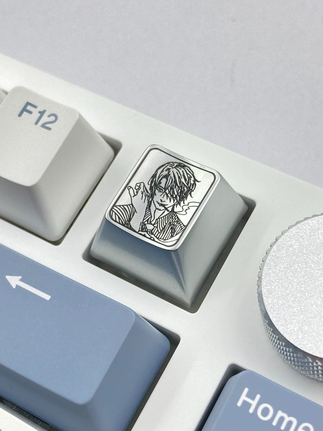 One Piece, Zoro，Sanji， Zinc alloy personalized keycaps, metal decorative keycaps, keyboard anime game keycaps.